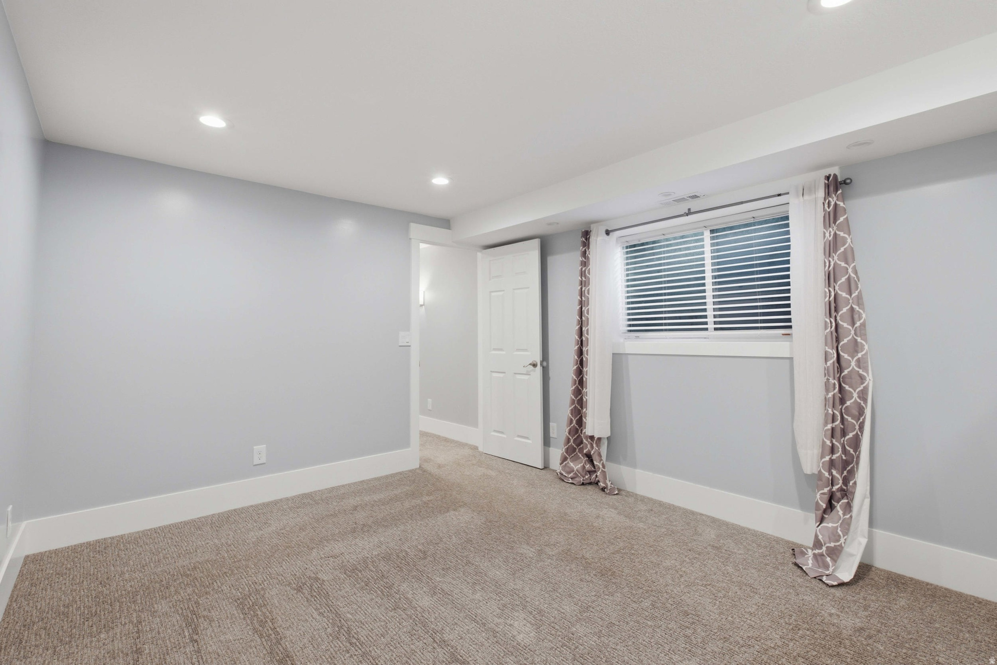 854 E SANDY GULCH PL