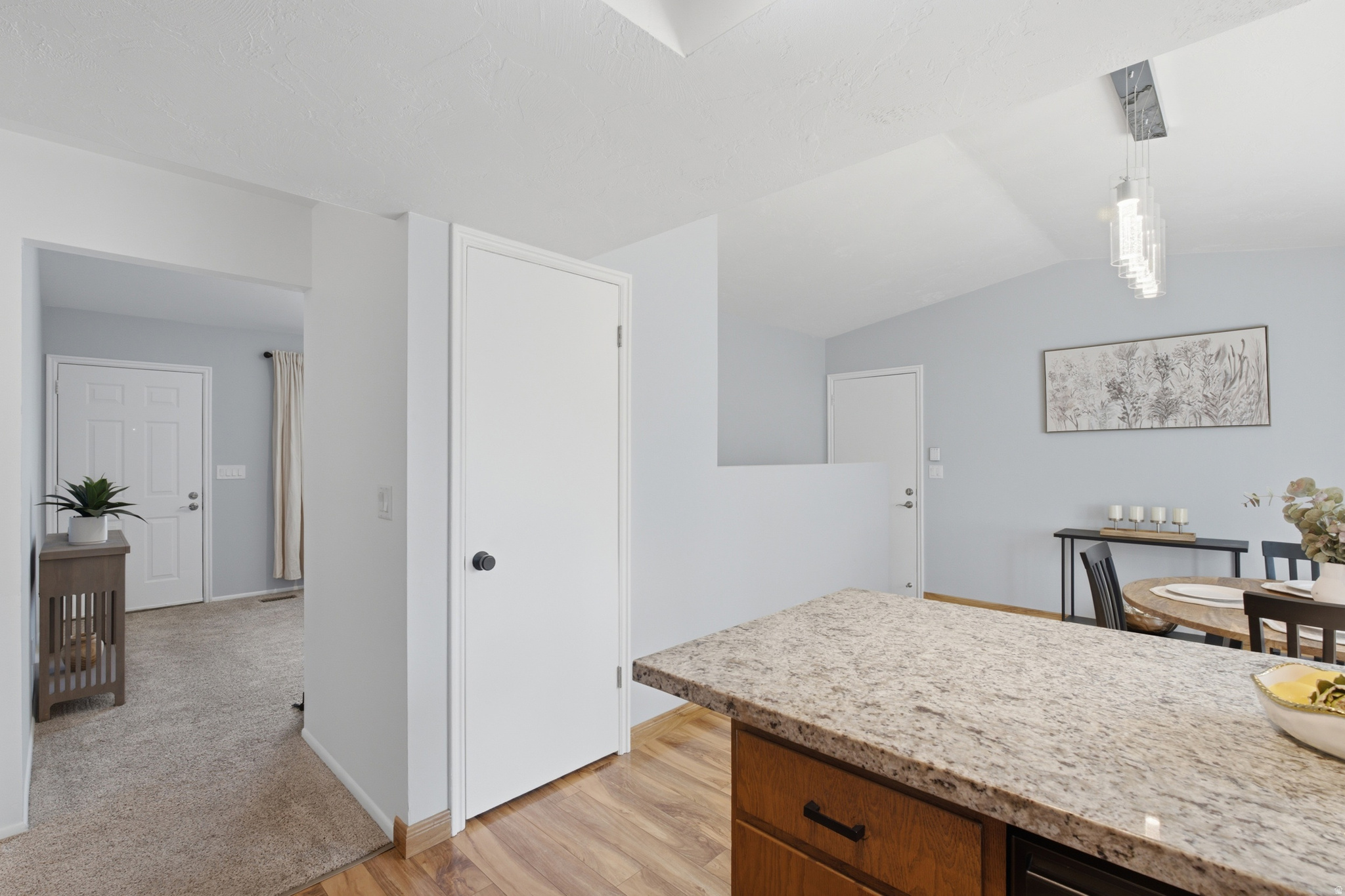 854 E SANDY GULCH PL