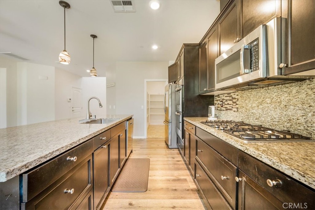 1920 Clementine Street