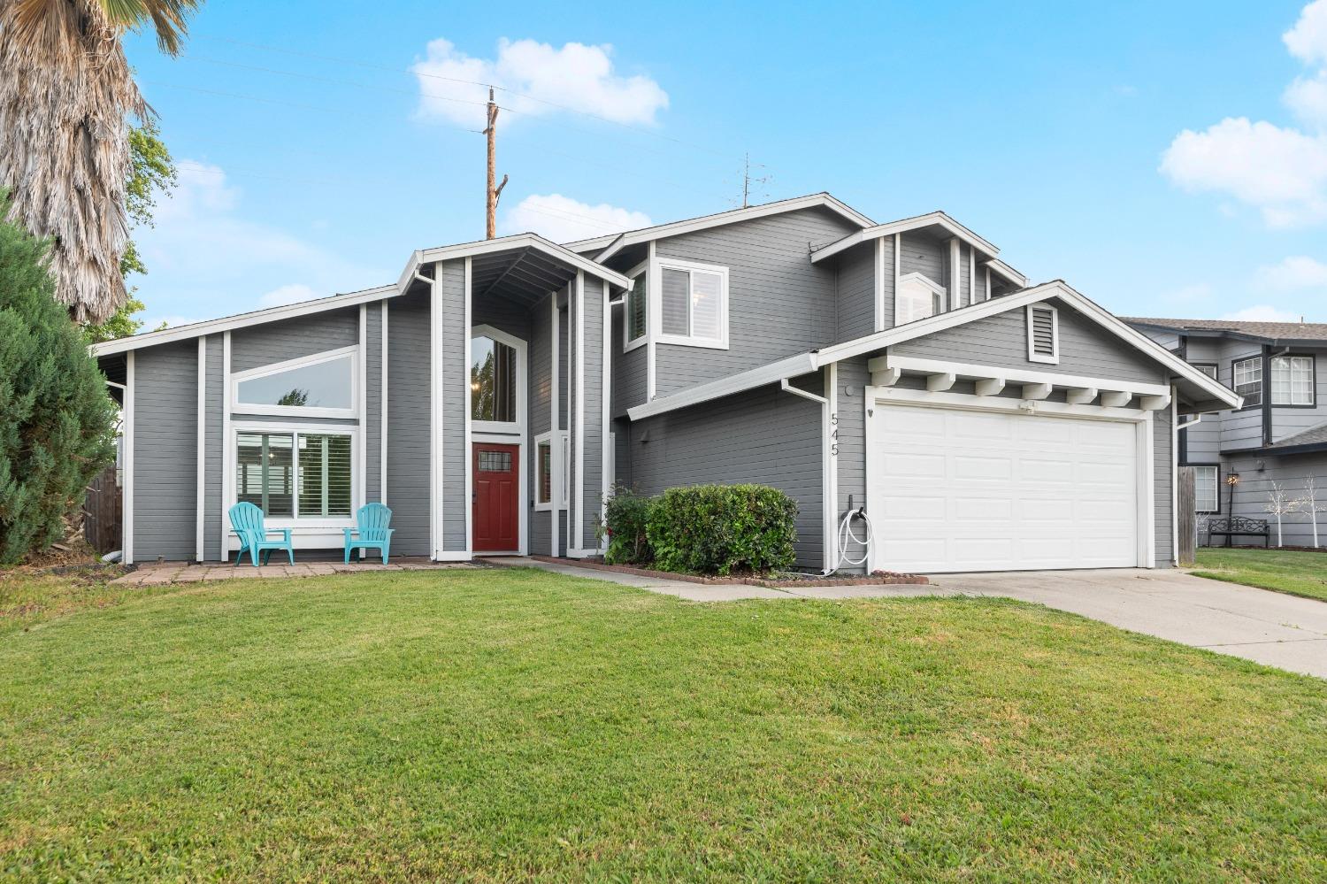 545 Oakborough Ave