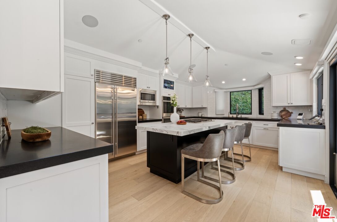 540 Westmount Dr