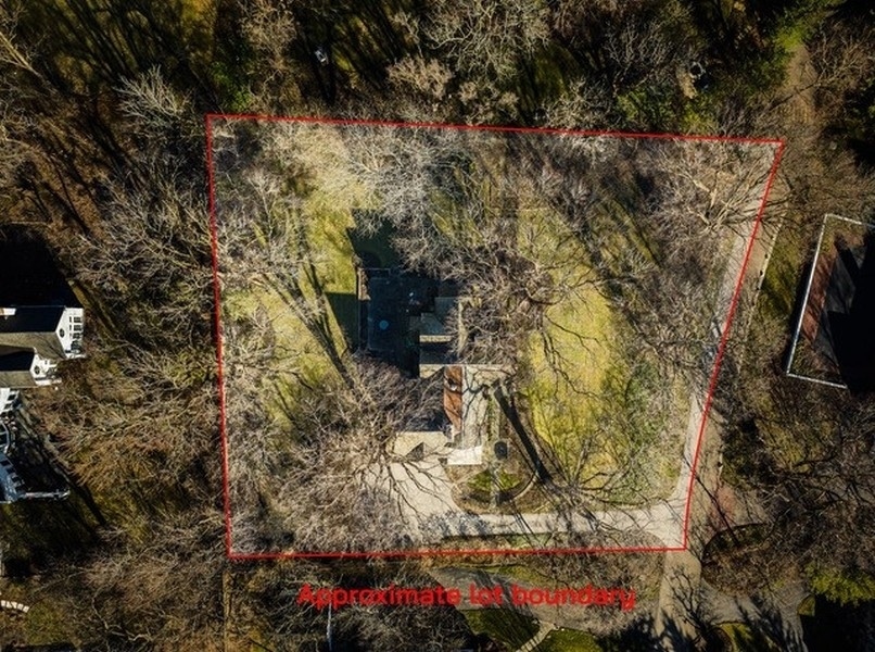 180 De Windt Road