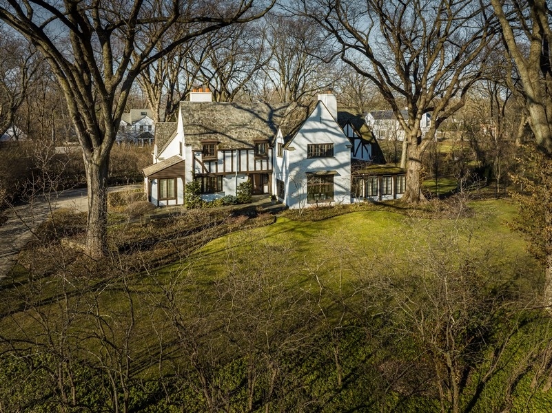 180 De Windt Road