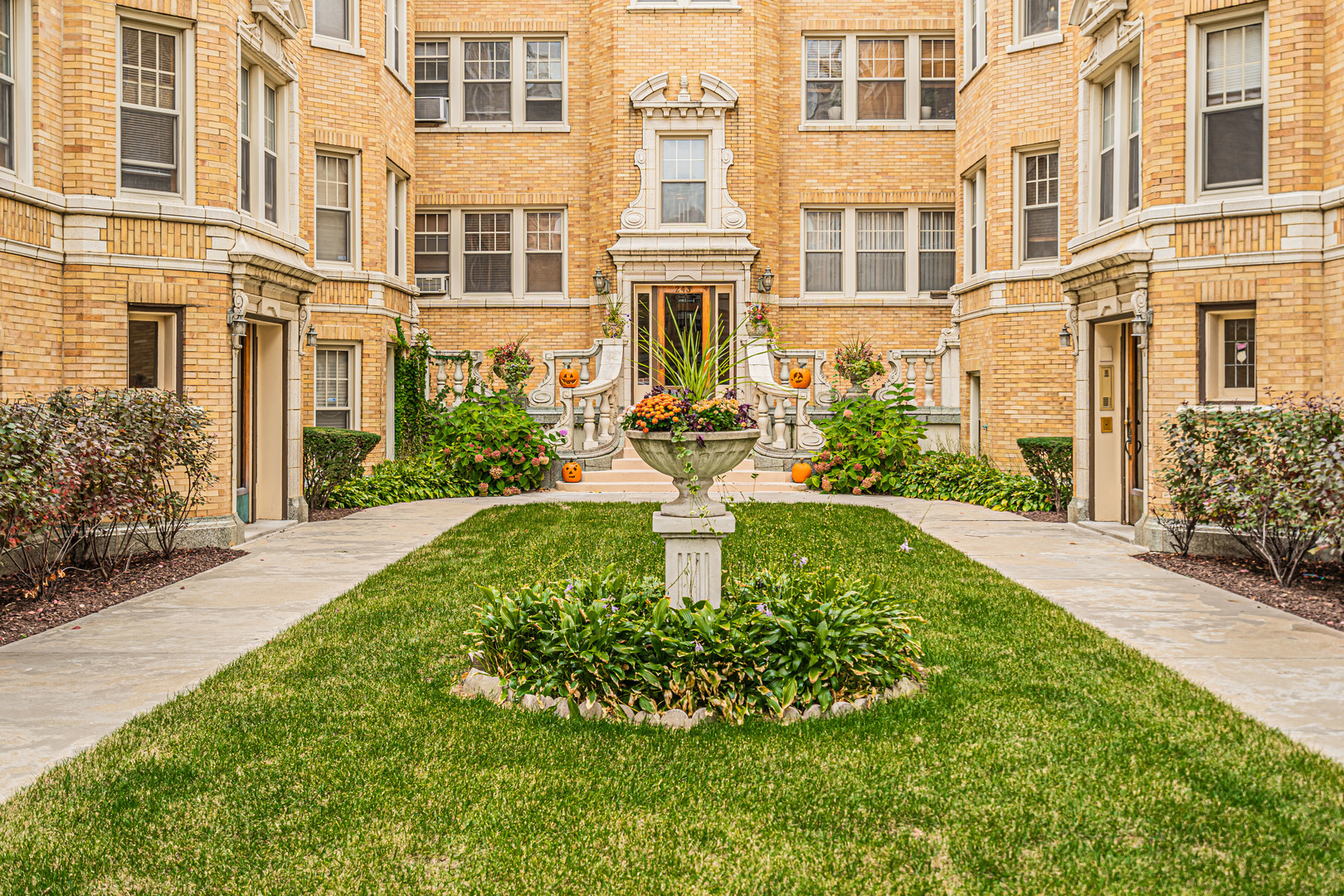 241 Washington Boulevard Unit: 3A