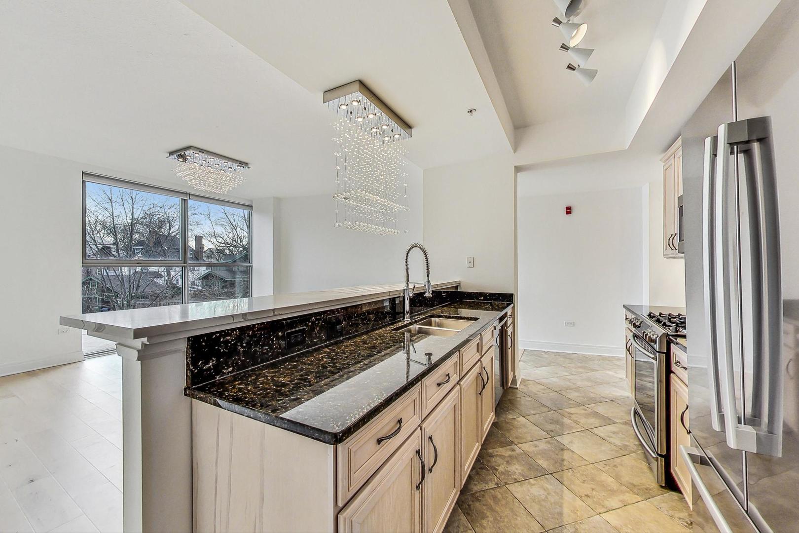 1228 Emerson Street Unit: 301