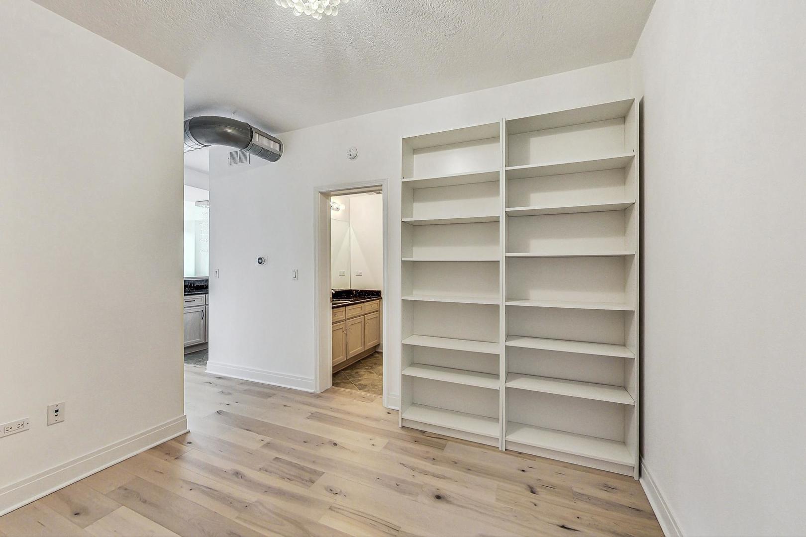 1228 Emerson Street Unit: 301