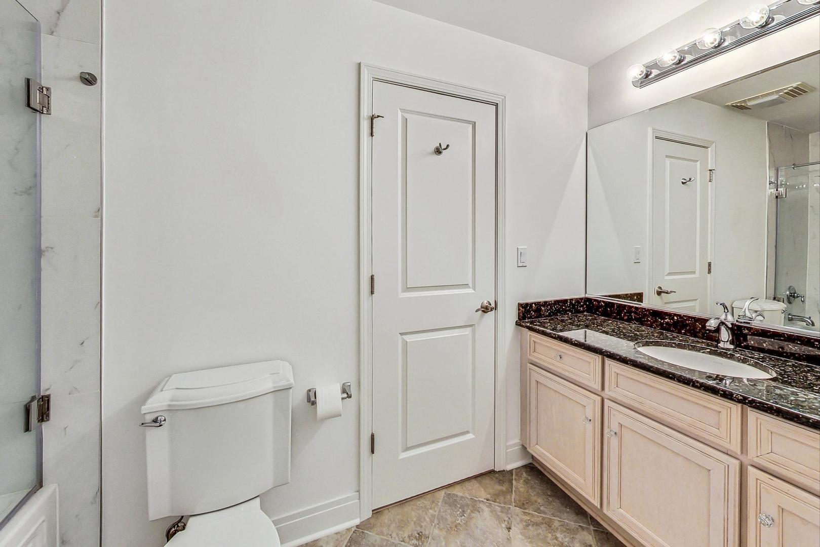 1228 Emerson Street Unit: 301