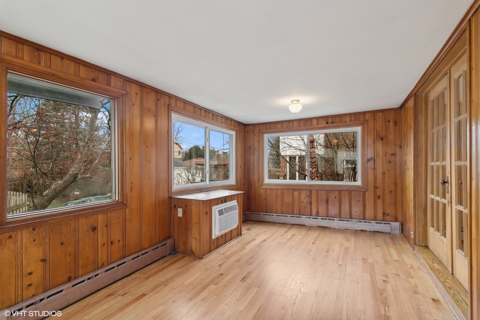 222 N Merrill Street