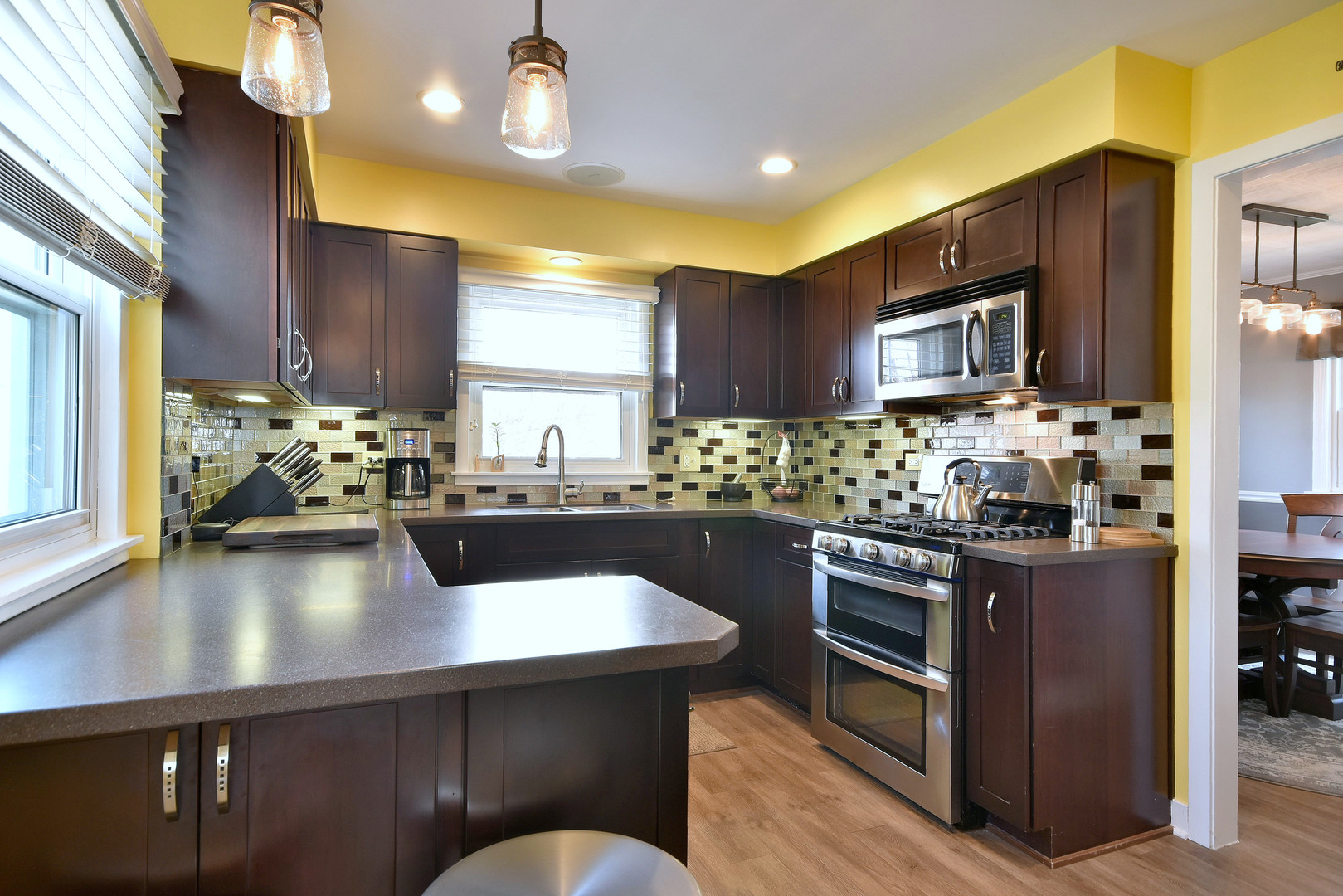 738 S Highland Avenue