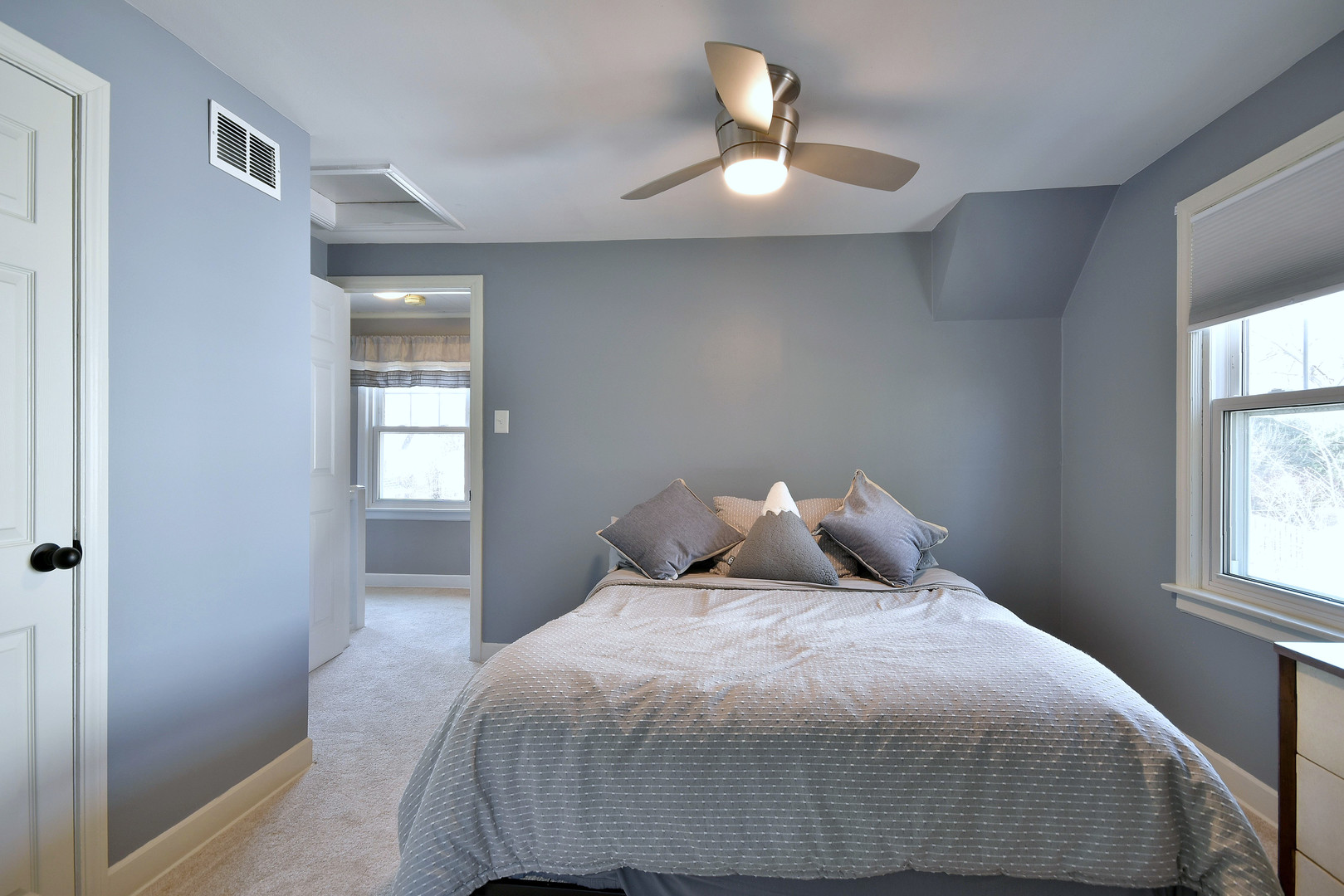 738 S Highland Avenue