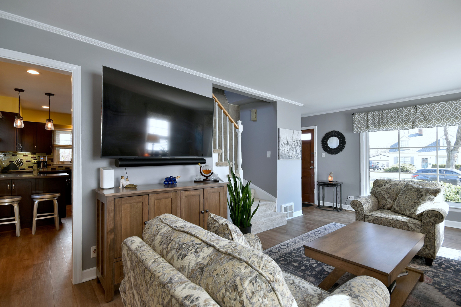 738 S Highland Avenue