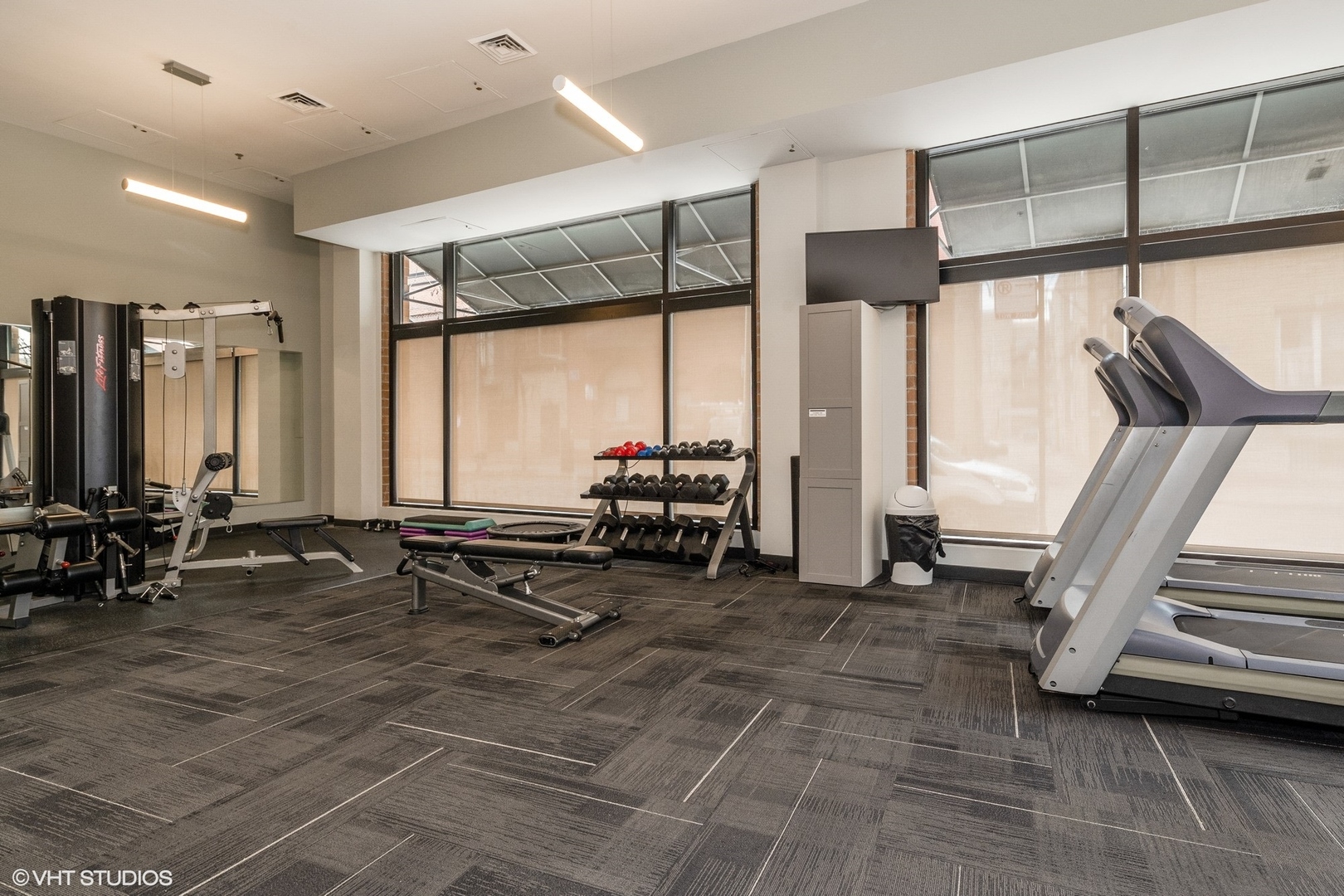 600 W Drummond Place Unit: 414