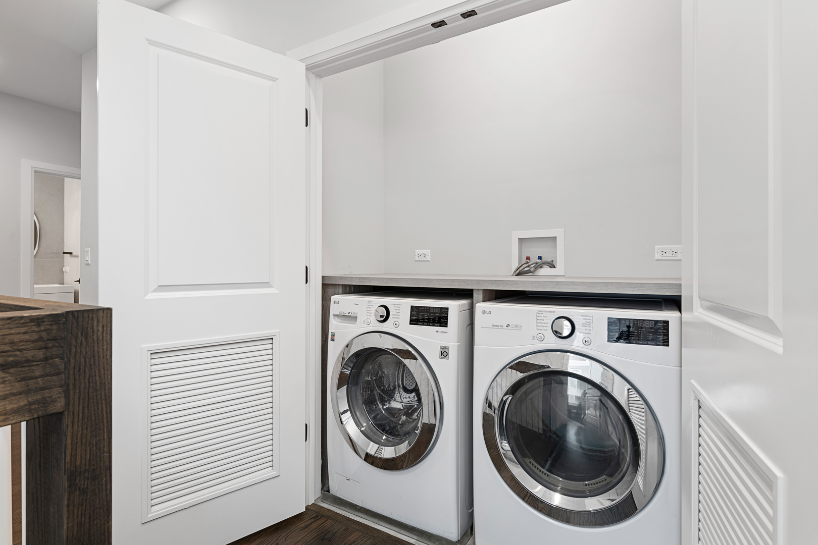 7771 Van Buren Street Unit: 3