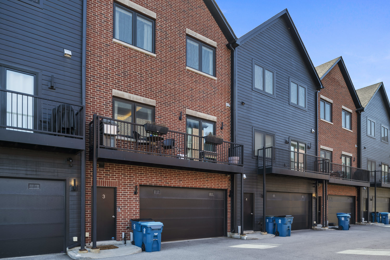 7771 Van Buren Street Unit: 3