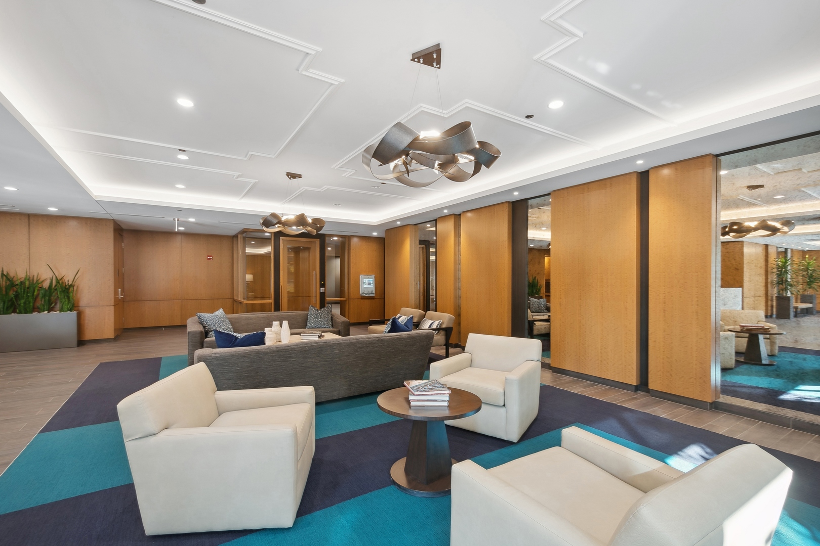 540 W Webster Unit: 1104