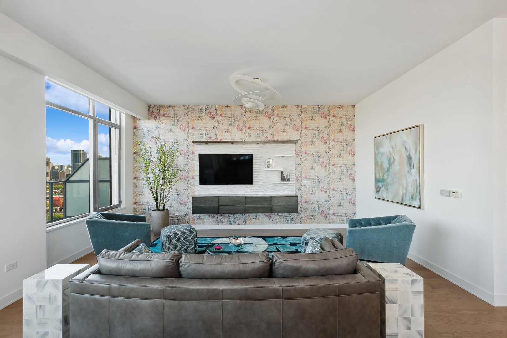 540 W Webster Unit: 1104