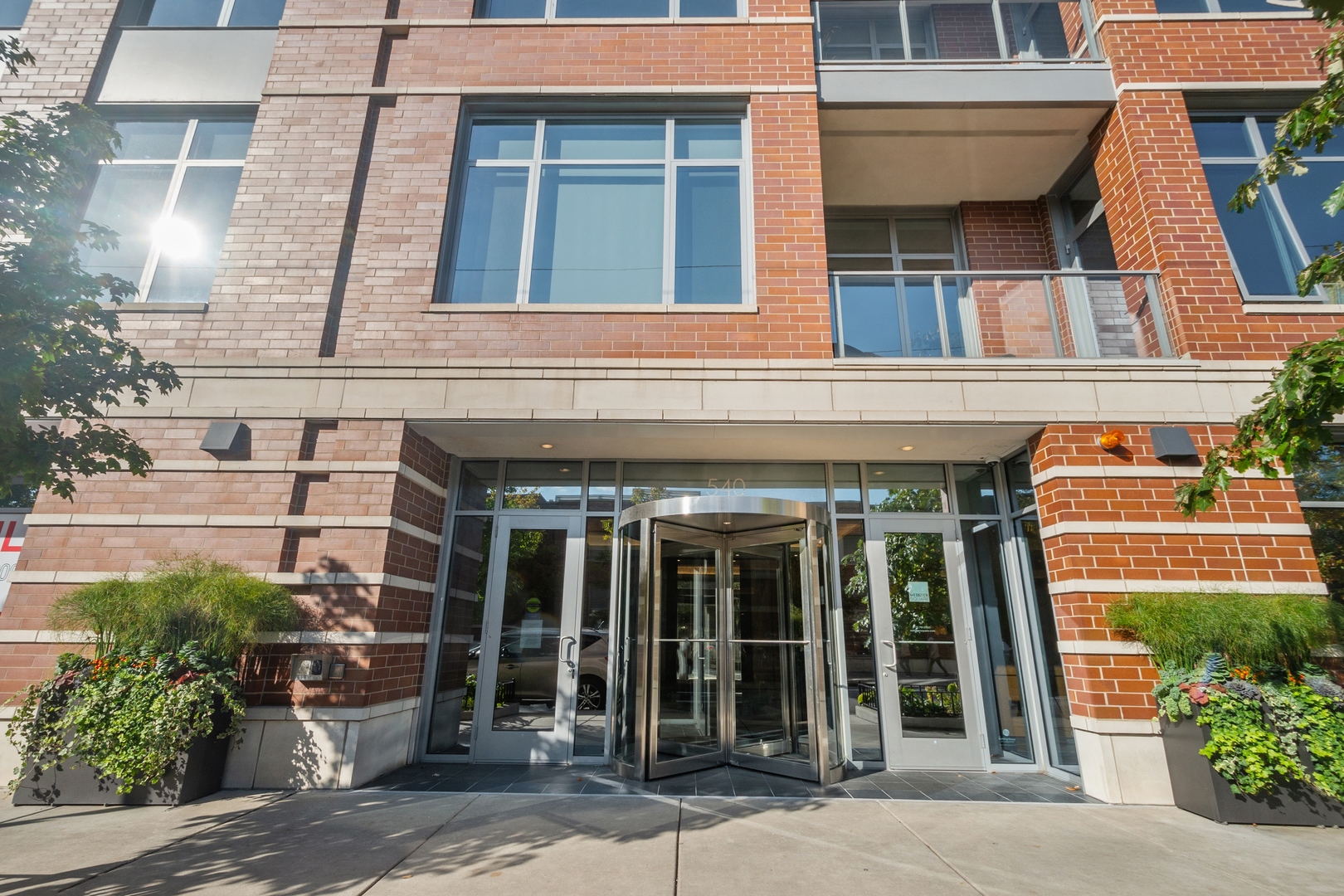 540 W Webster Unit: 1104