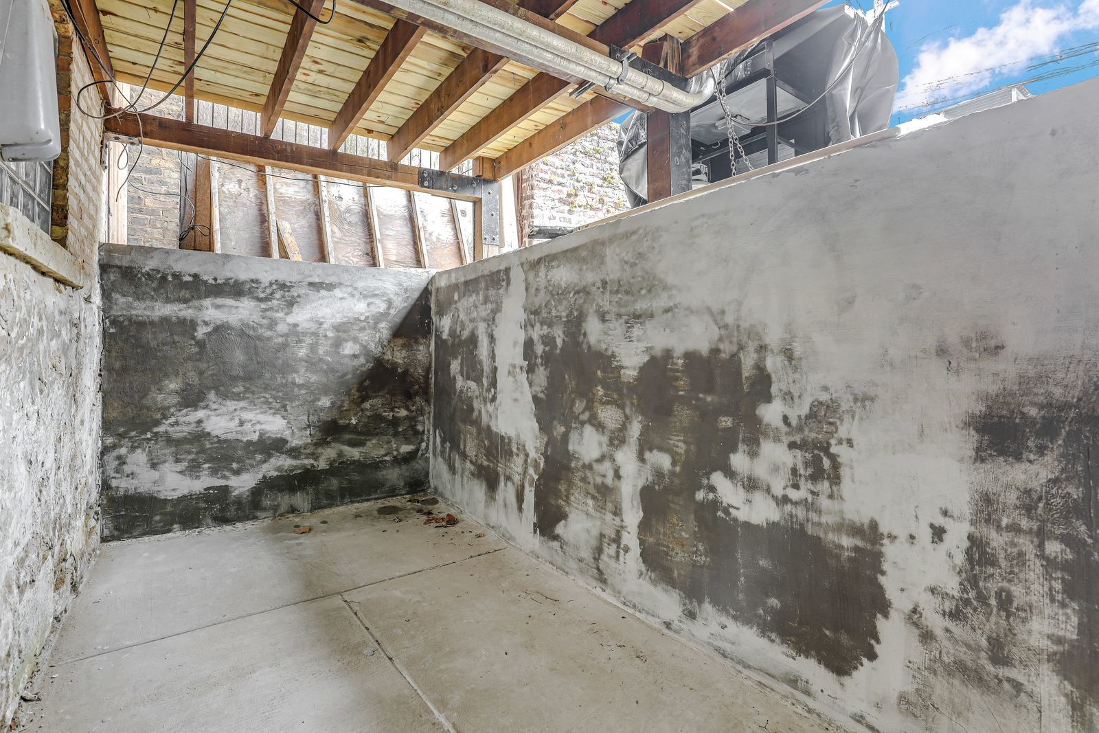 2242 N Halsted Street Unit: GDN