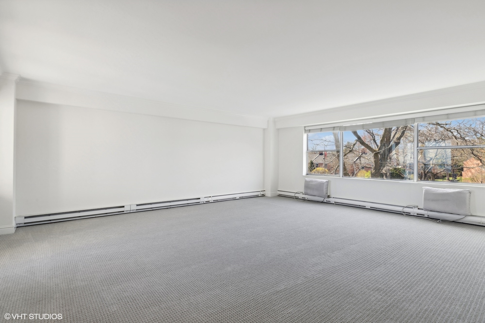 1440 Sheridan Road Unit: 301