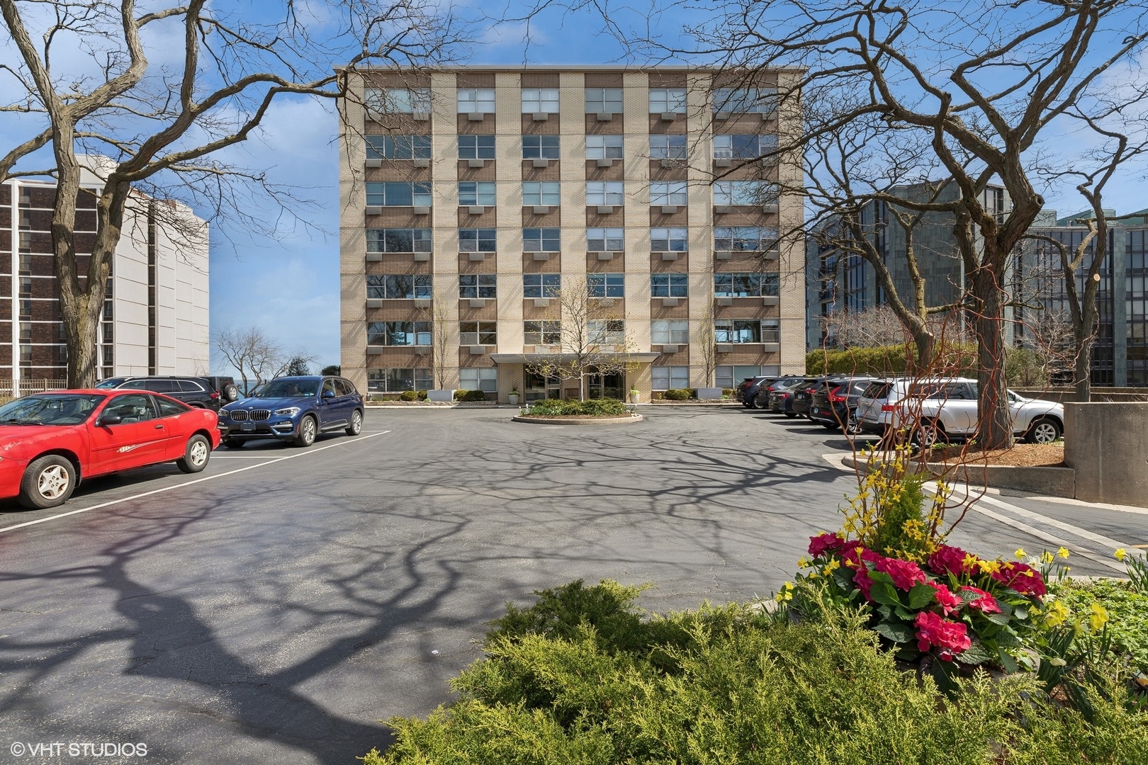 1440 Sheridan Road Unit: 301