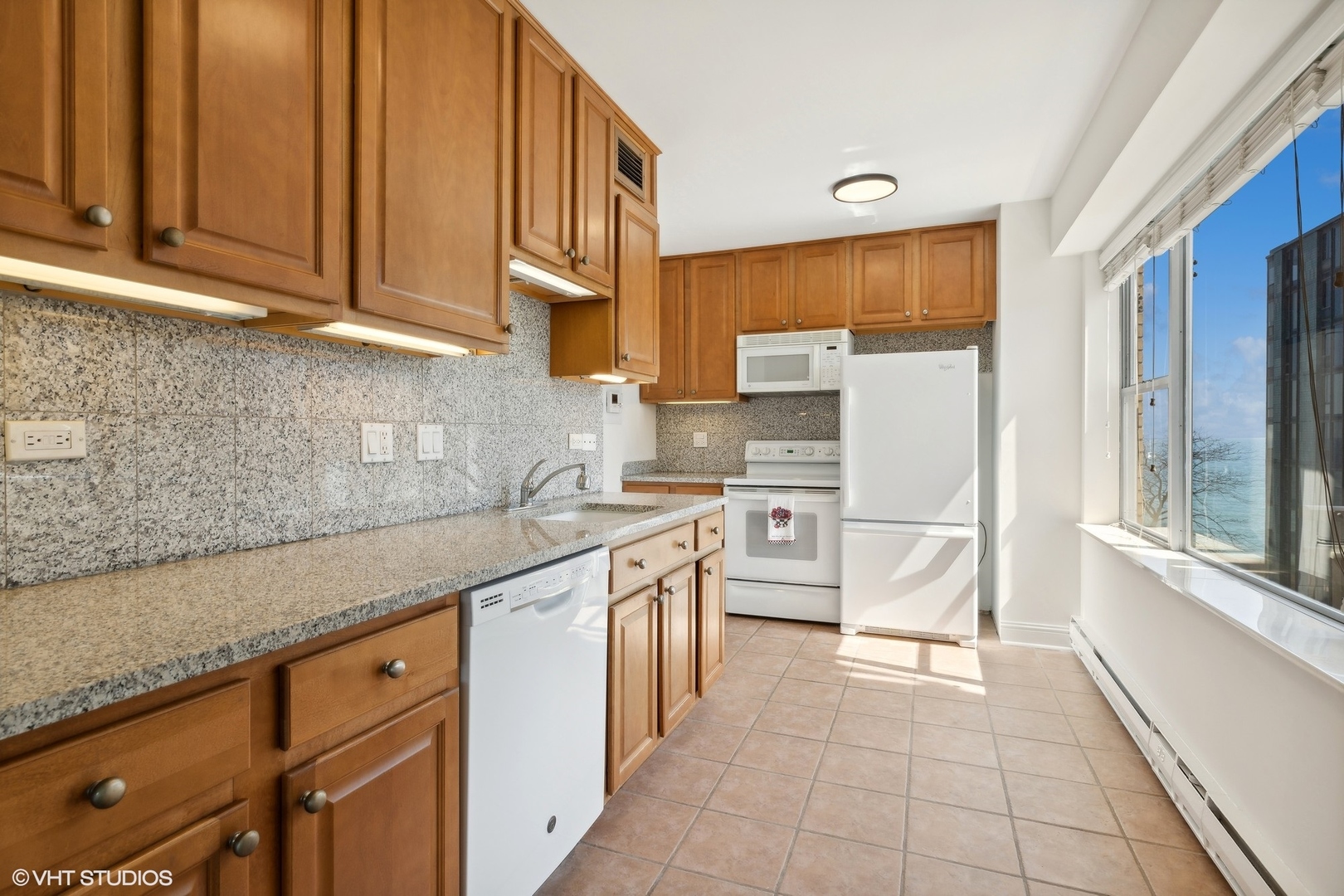 1440 Sheridan Road Unit: 301