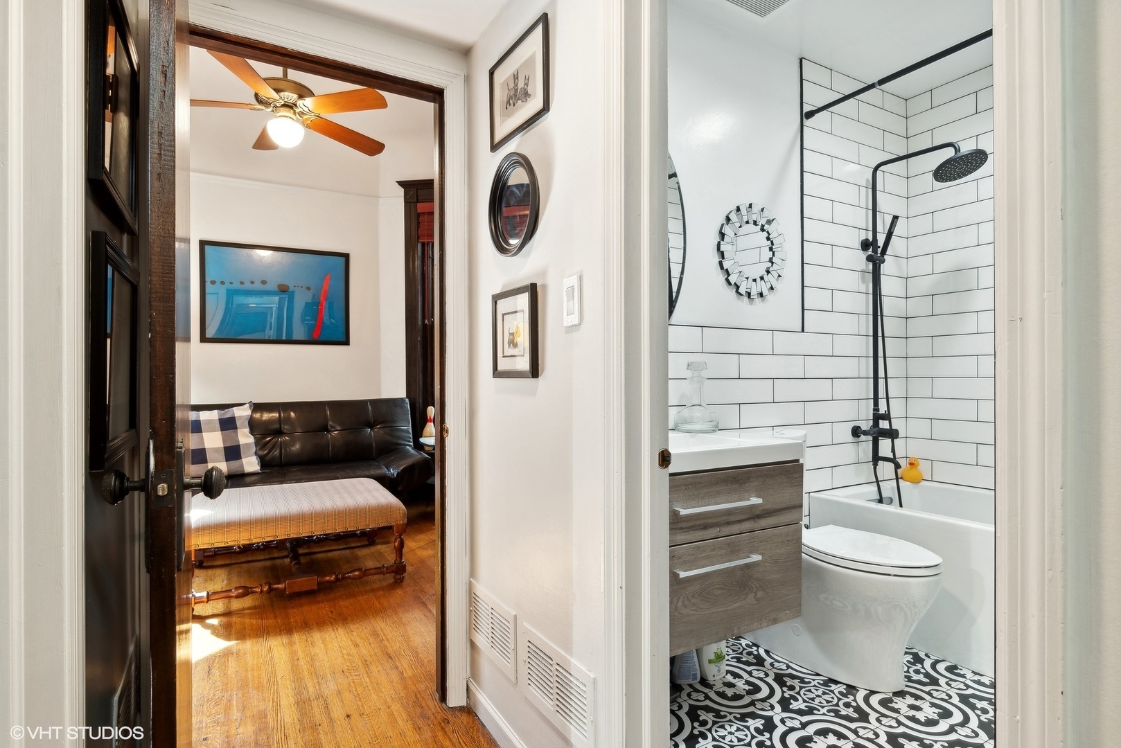 2733 N Hampden Court Unit: 2FR