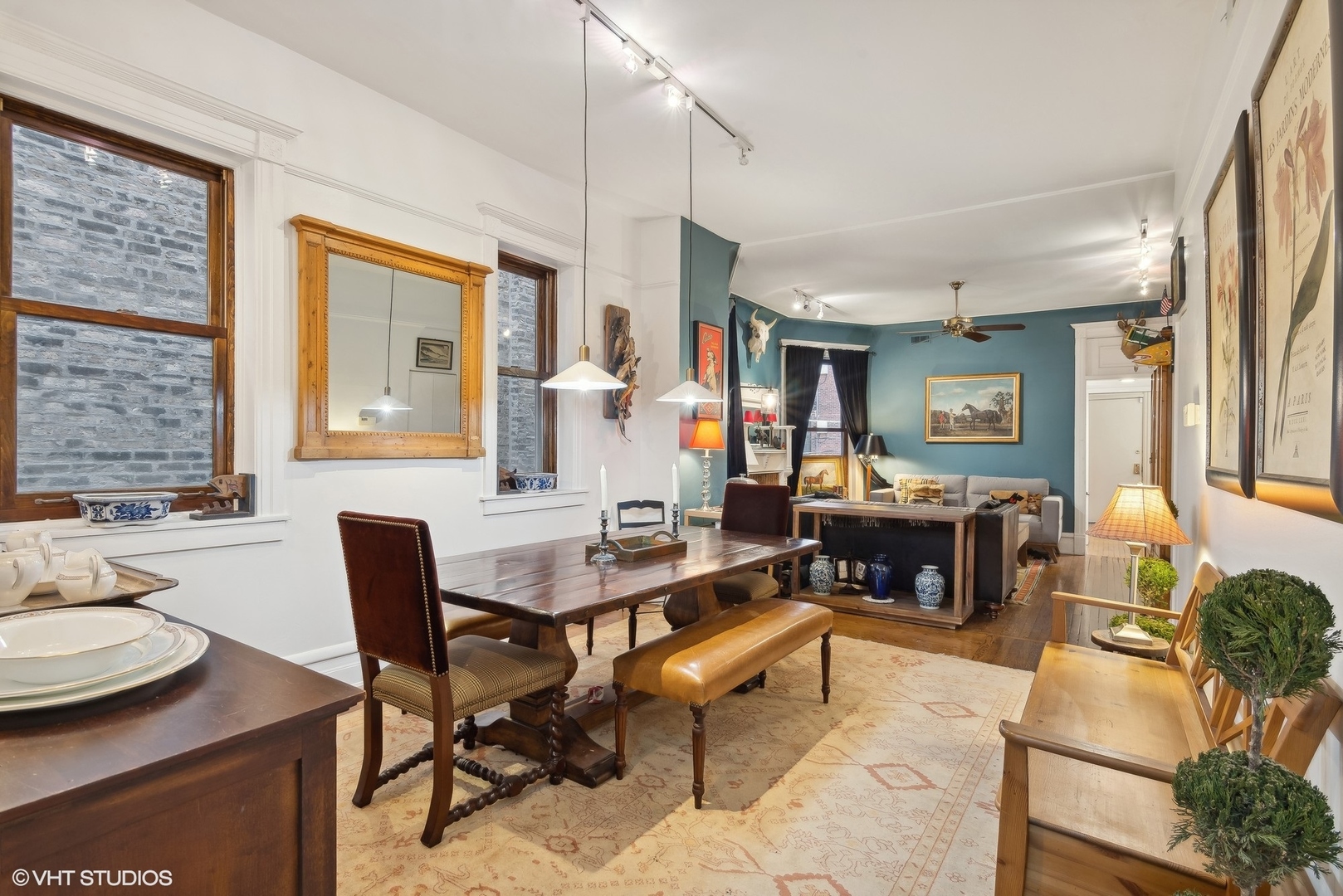 2733 N Hampden Court Unit: 2FR