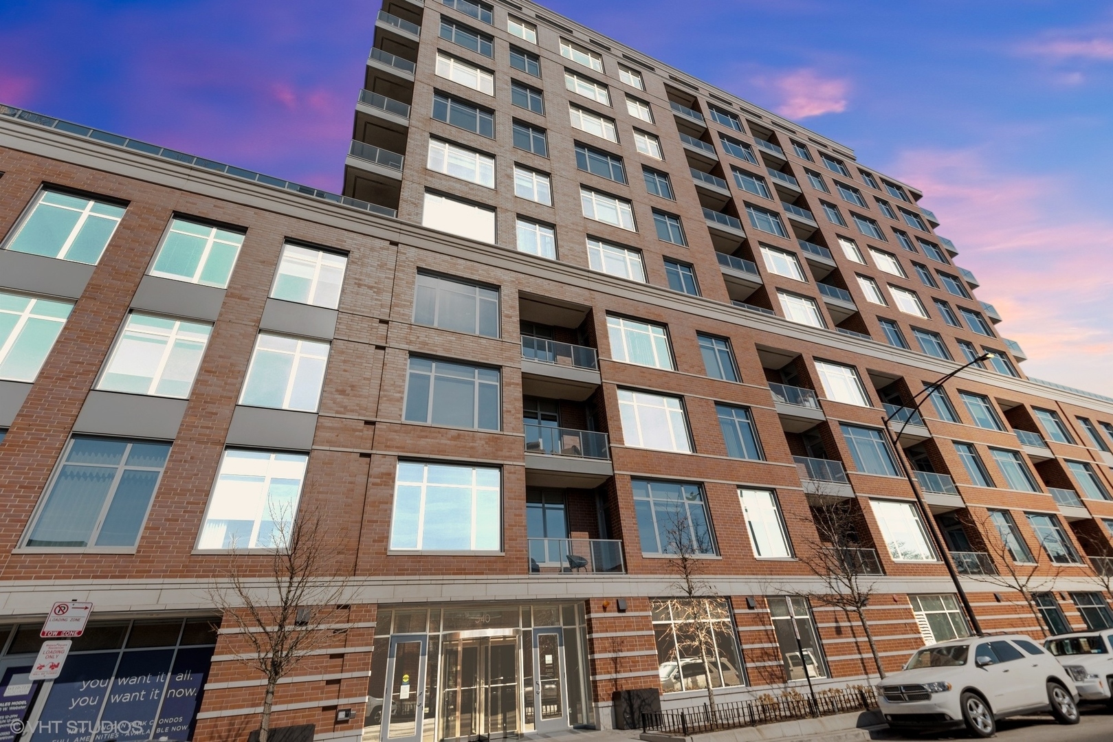 540 W Webster Avenue Unit: 201