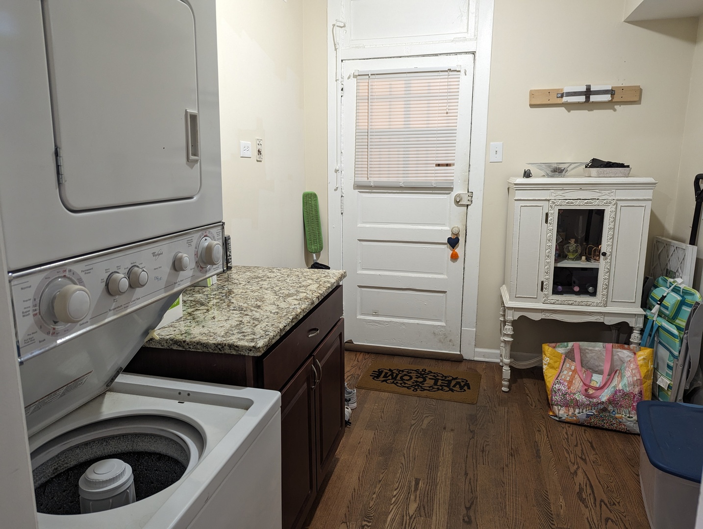 2337 W MCLEAN Avenue Unit: 1