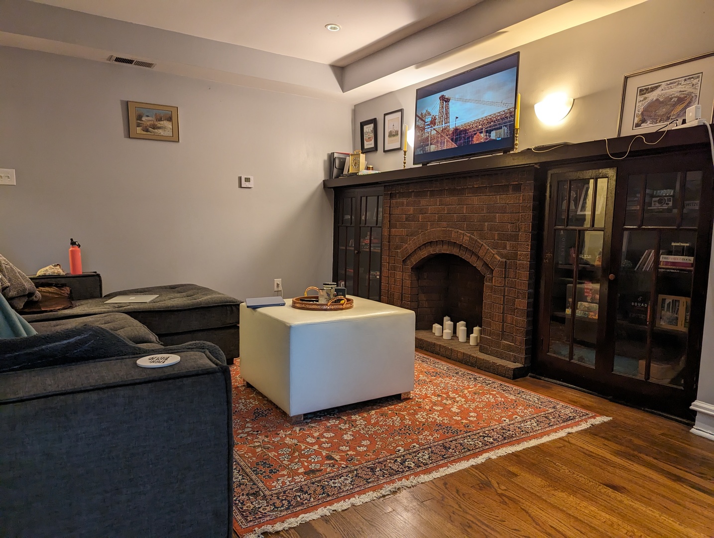 2337 W MCLEAN Avenue Unit: 1