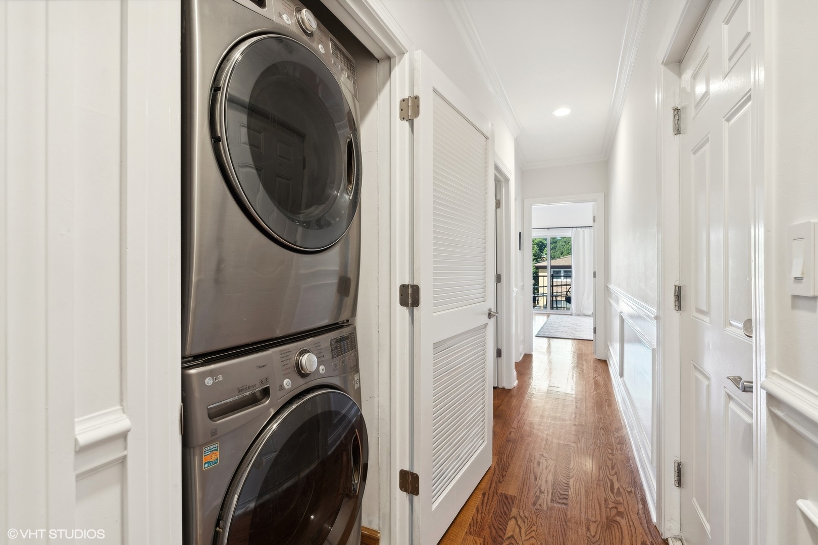 6044 N WASHTENAW Avenue Unit: 2