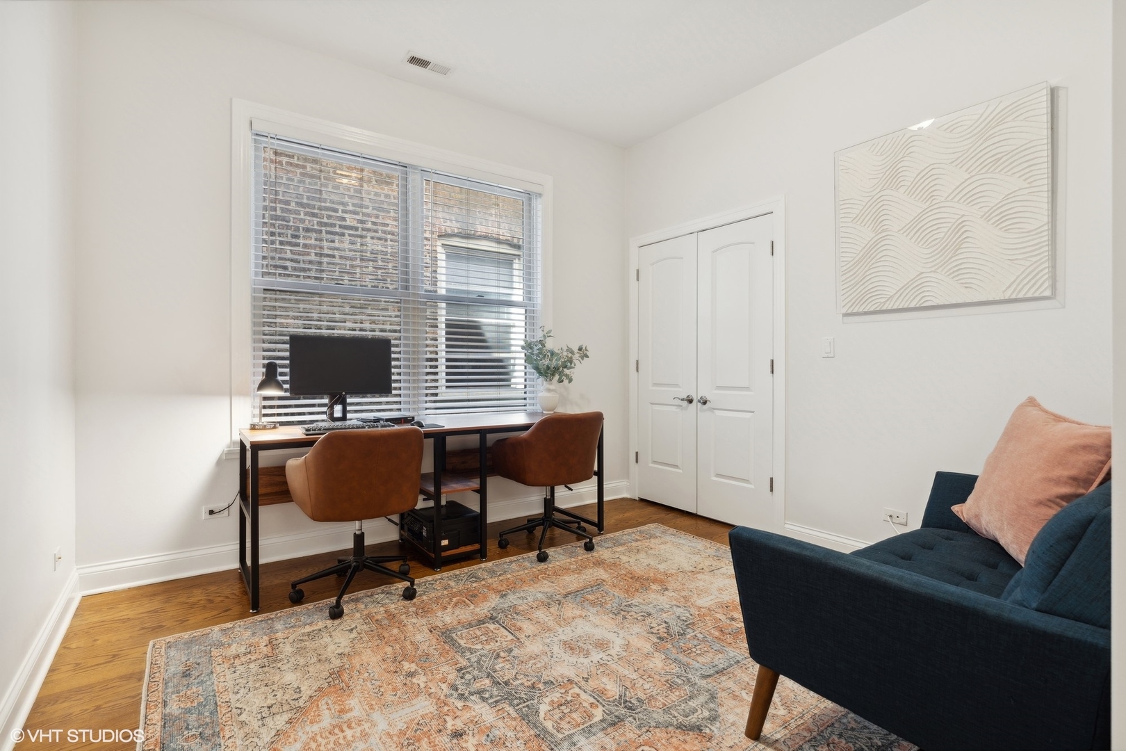 6044 N WASHTENAW Avenue Unit: 2