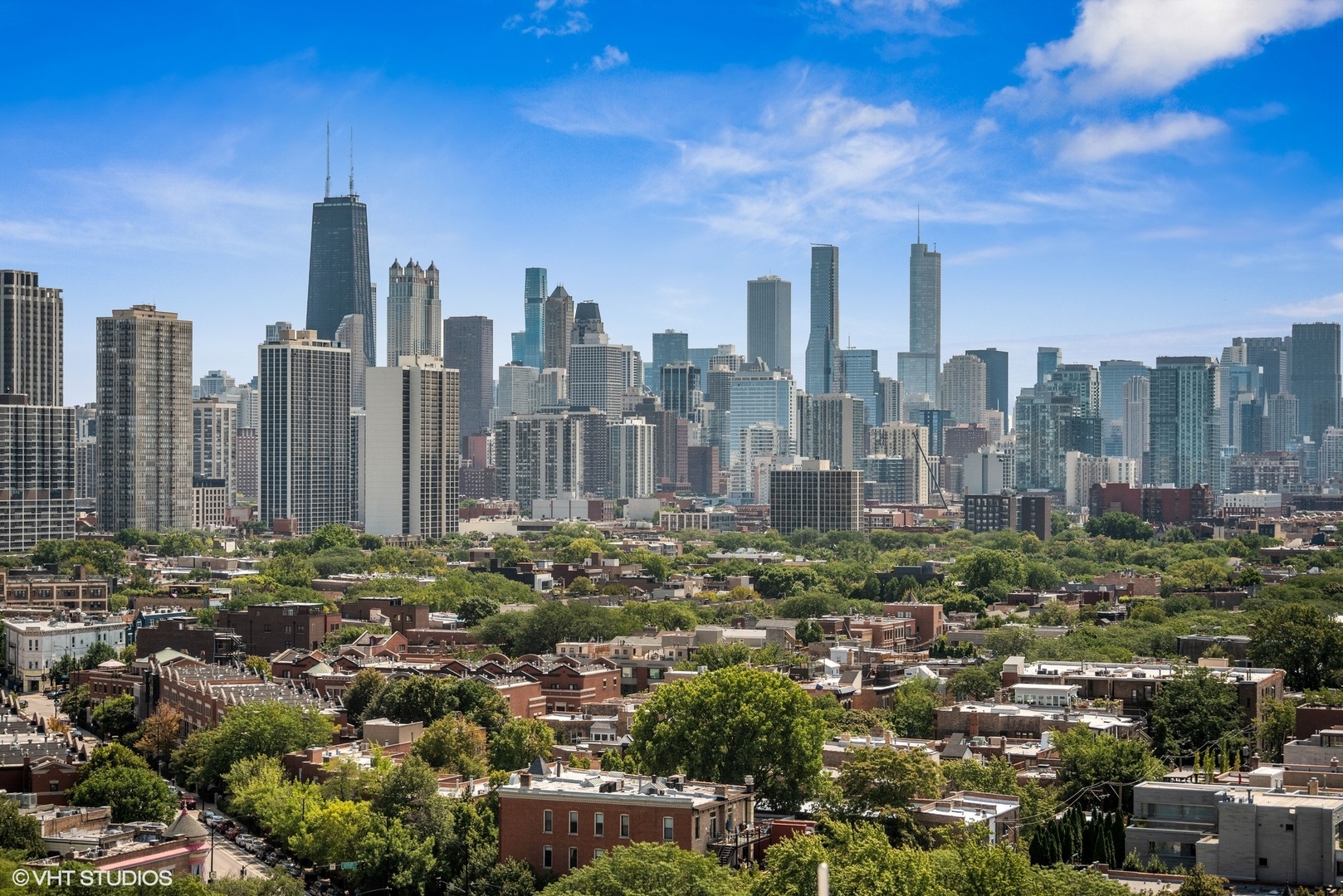 540 W Webster Avenue Unit: 402