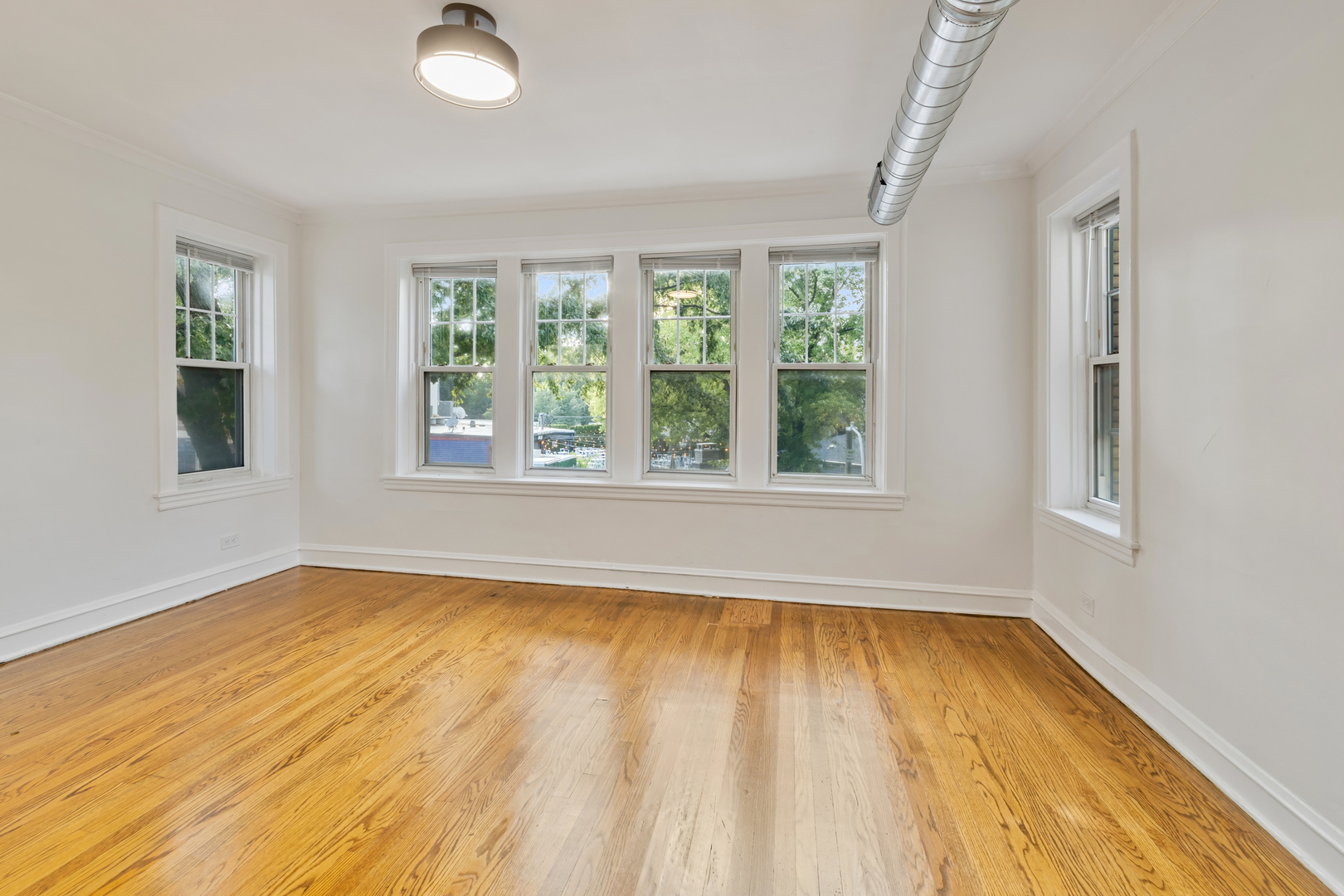 3501 N Albany Avenue Unit: 1