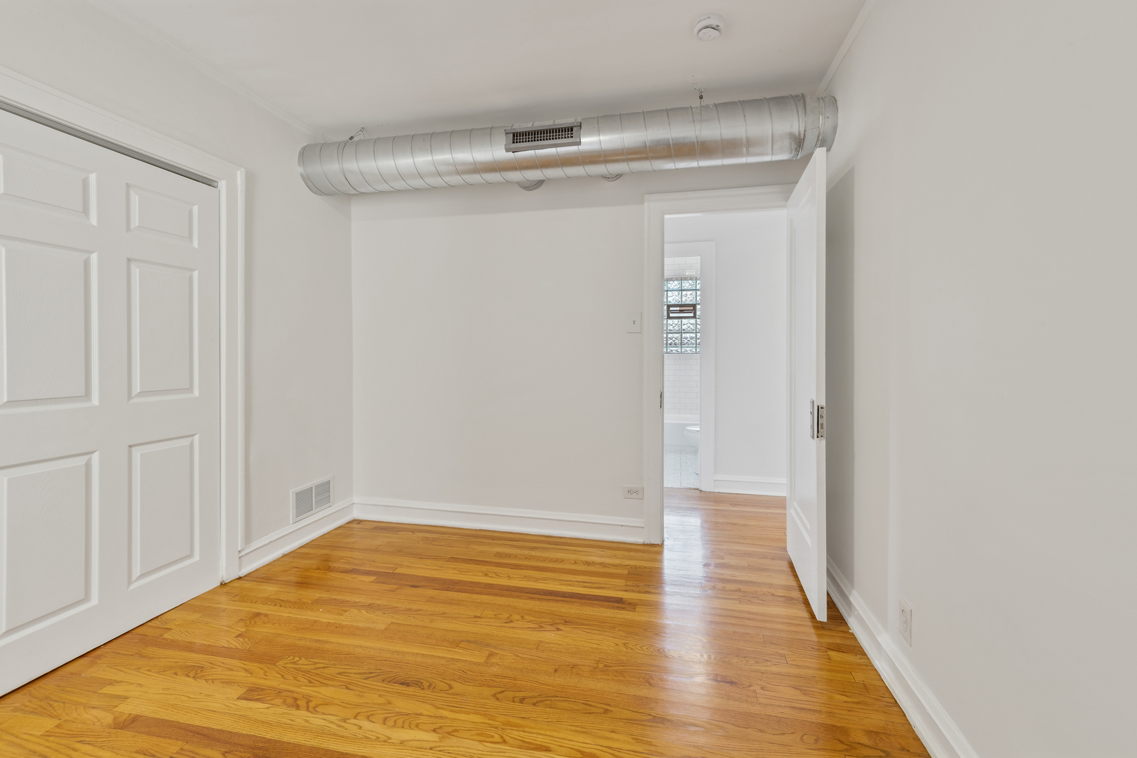 3501 N Albany Avenue Unit: 1