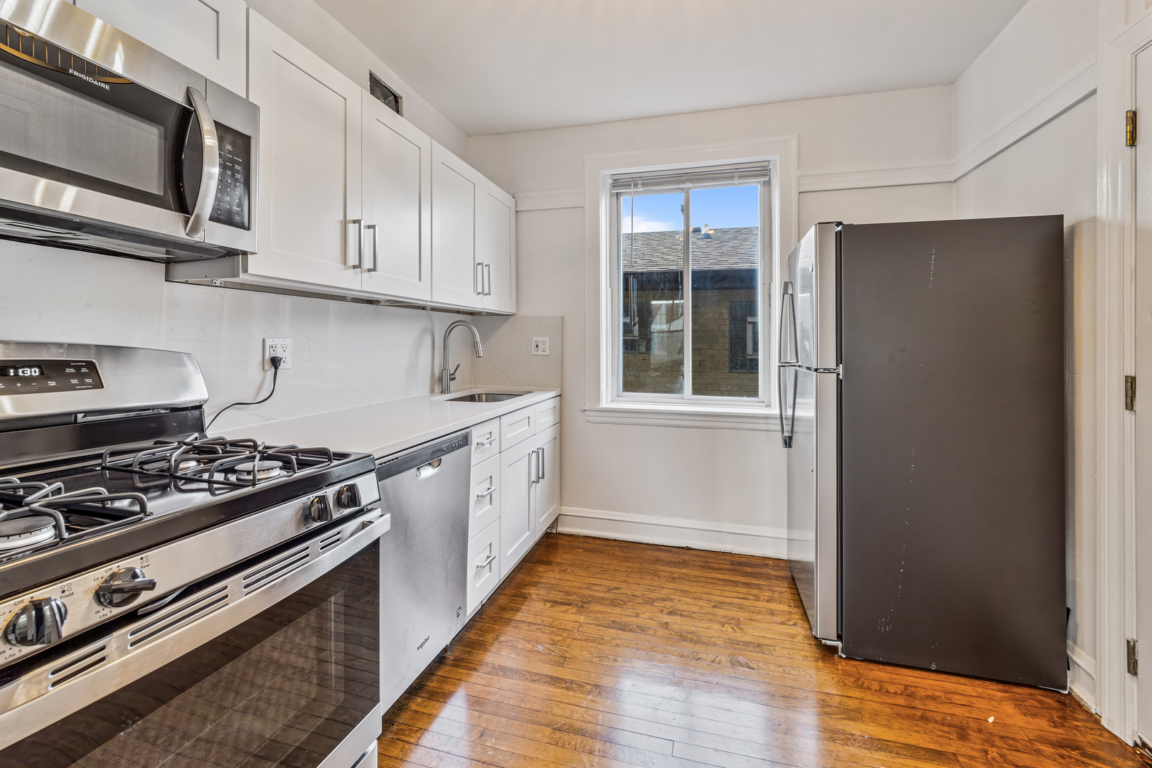 3501 N Albany Avenue Unit: 1