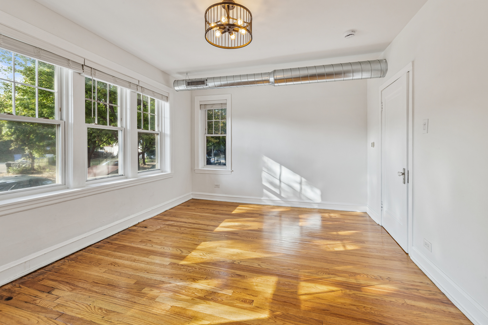 3501 N Albany Avenue Unit: 1