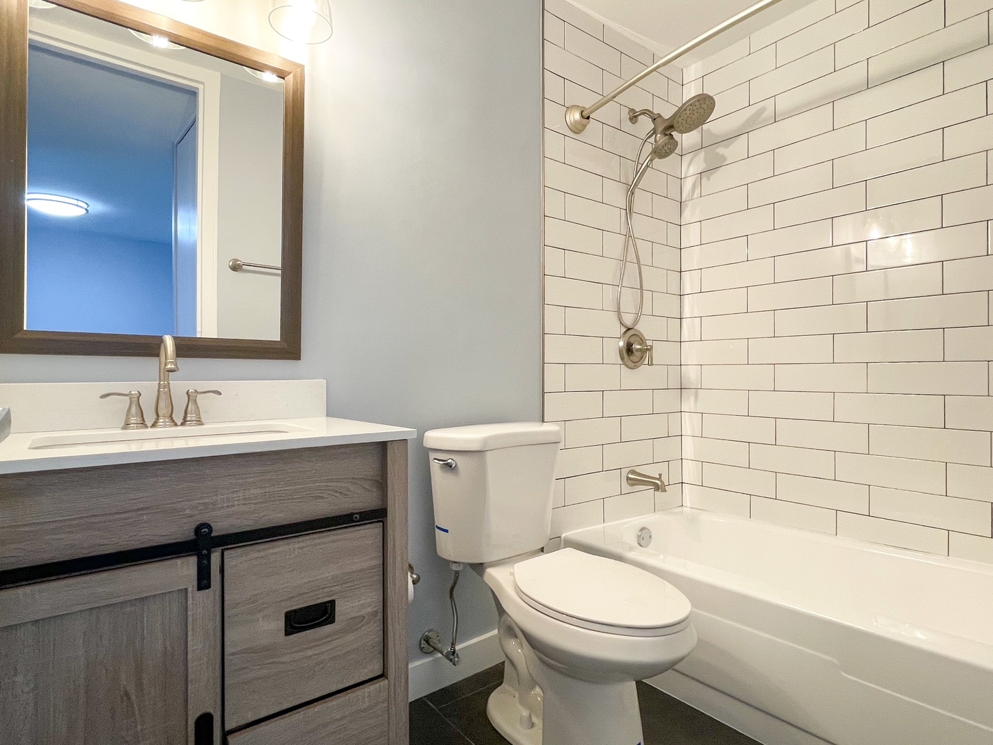 2020 N Lincoln Park West Avenue Unit: 2C