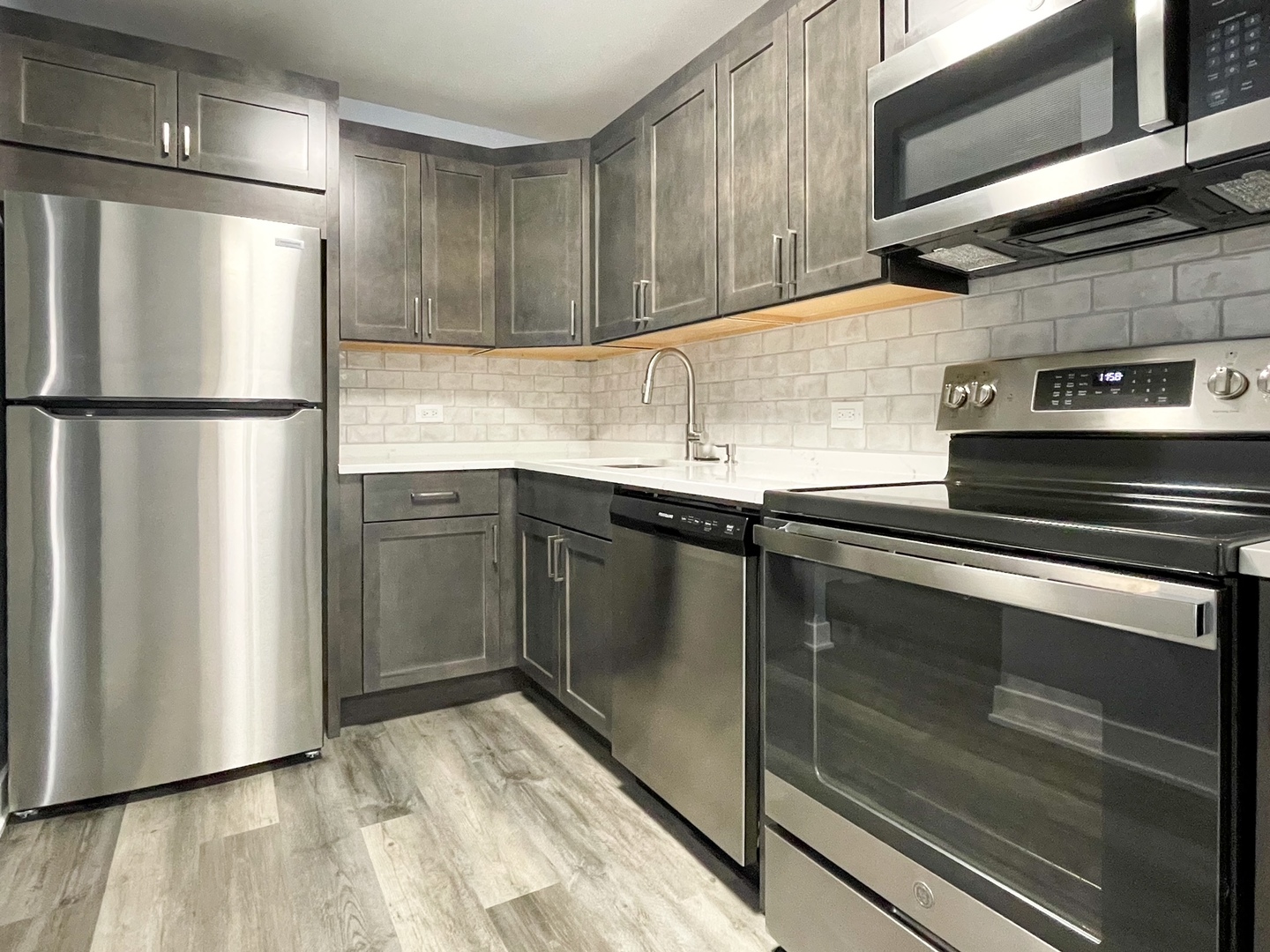 2020 N Lincoln Park West Avenue Unit: 2C