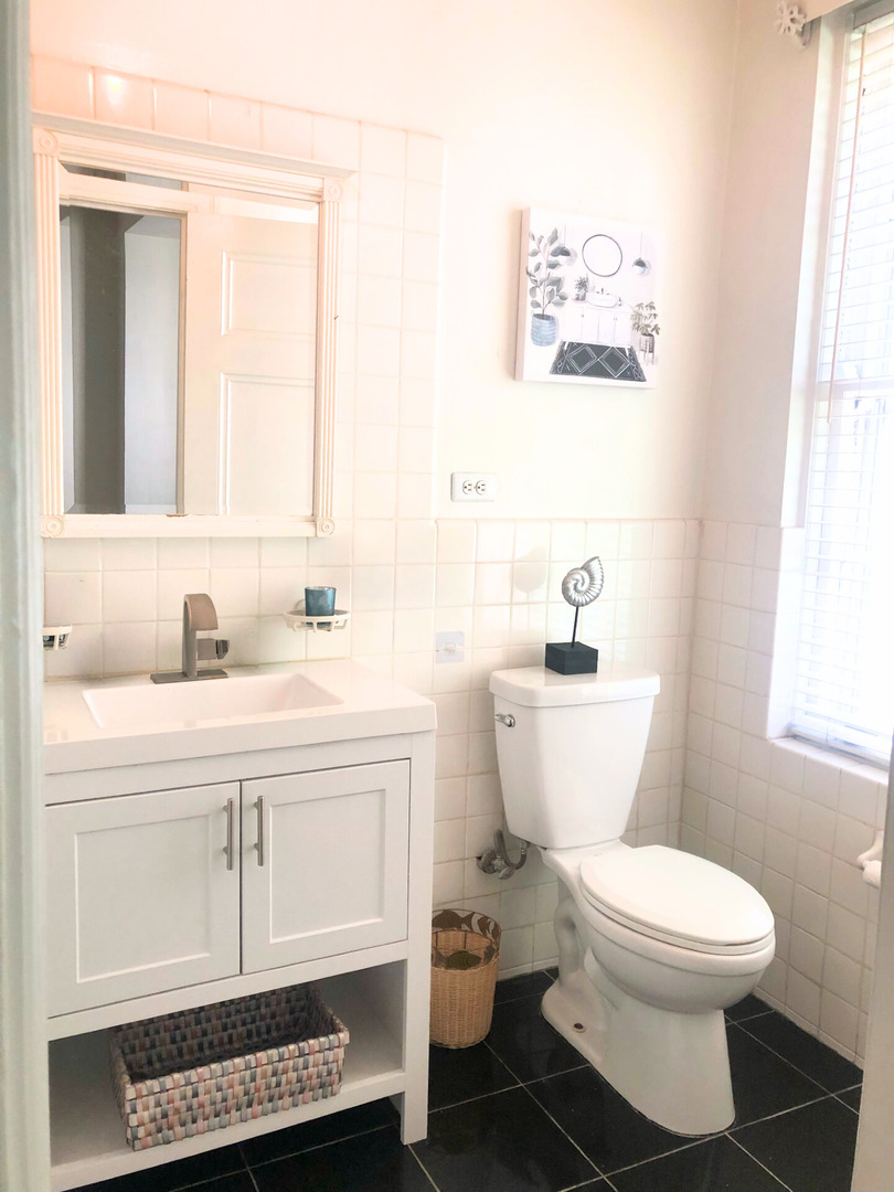 60 E Scott Street Unit: 303