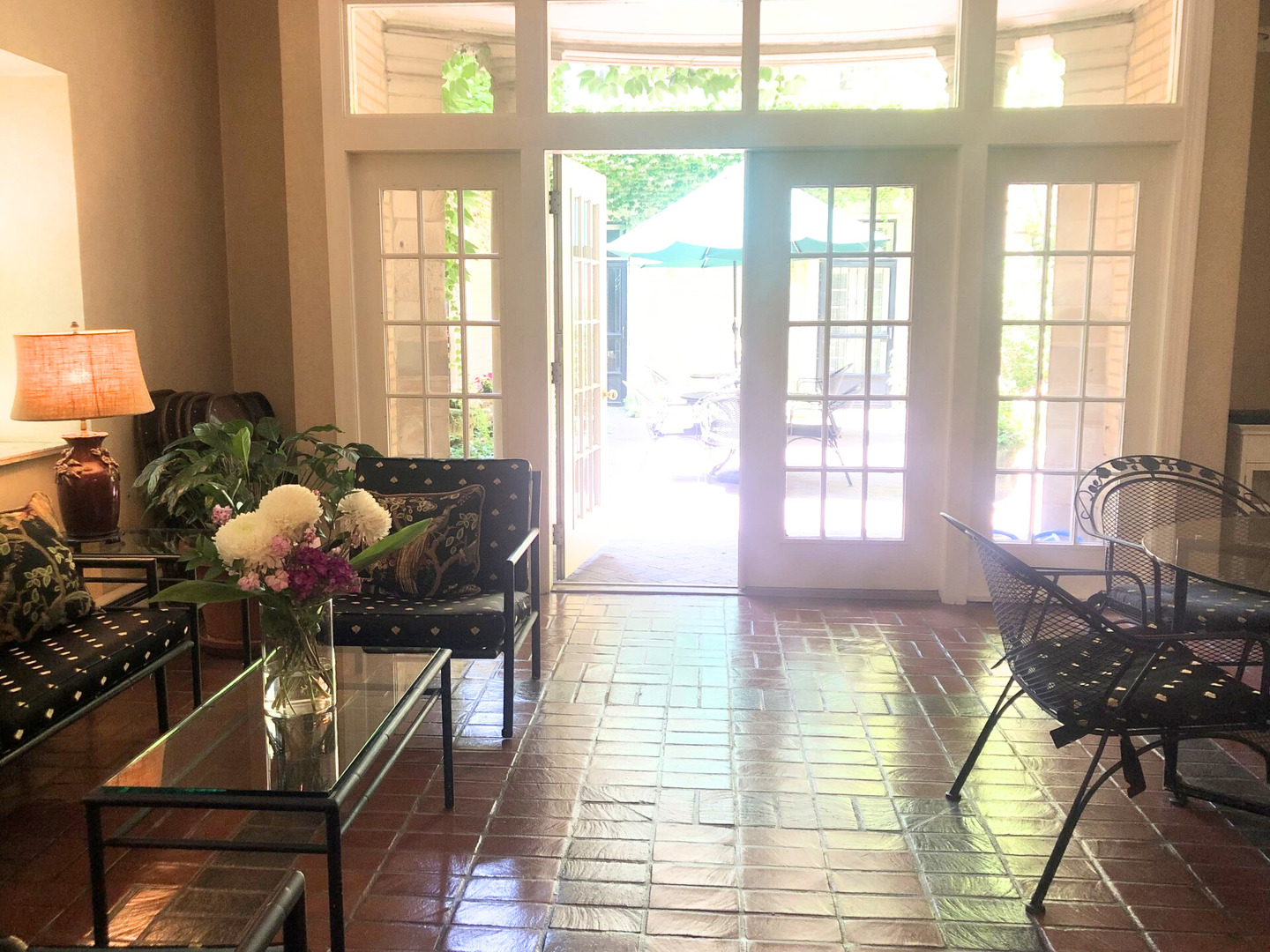 60 E Scott Street Unit: 303