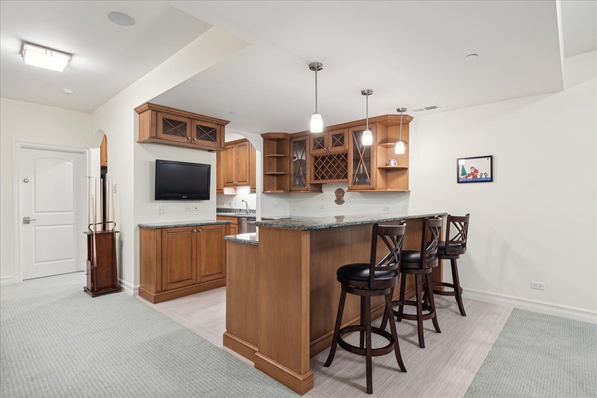 1756 Westbridge Circle