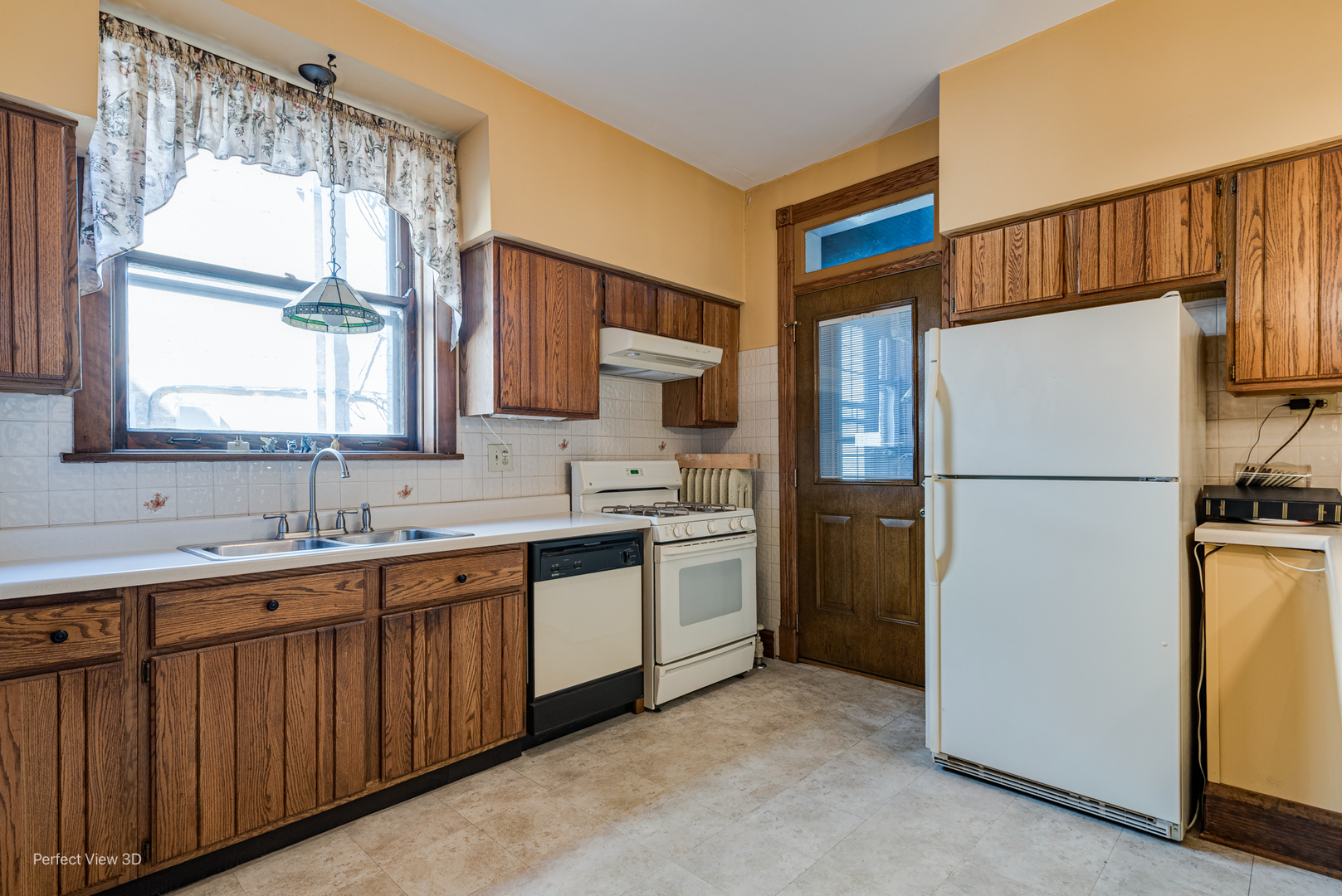 1218 W Elmdale Avenue Unit: 1