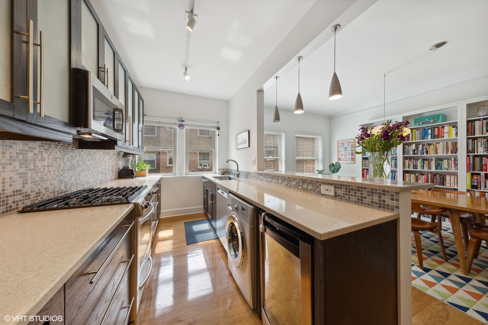 4221 N Paulina Street Unit: 2I