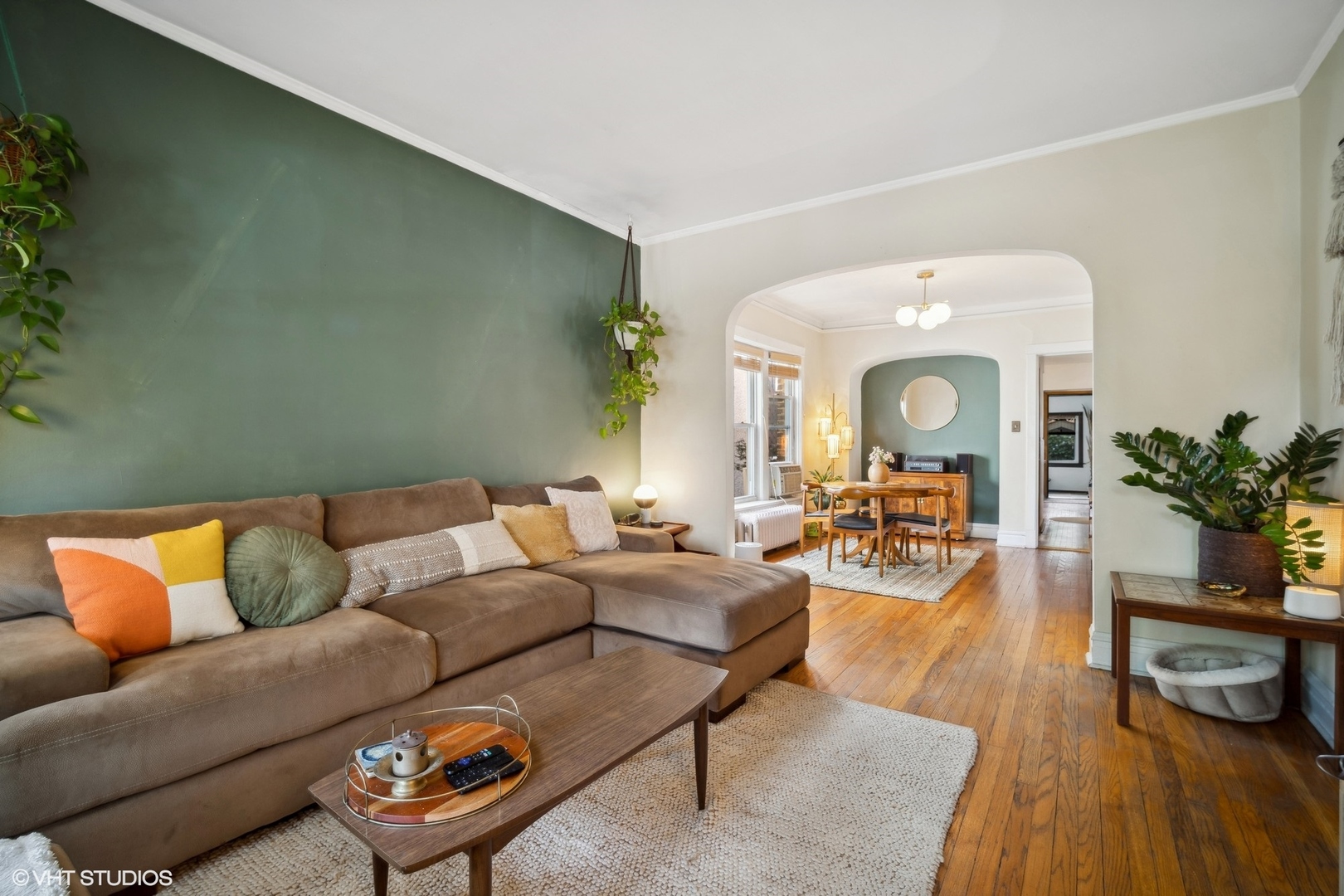 5036 W Sunnyside Avenue