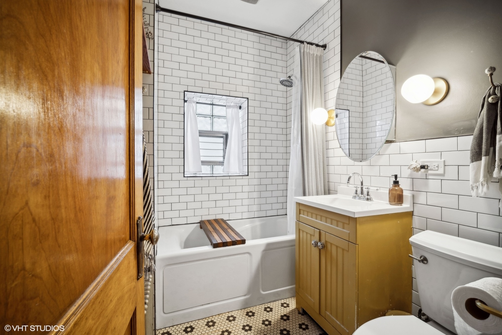 5036 W Sunnyside Avenue