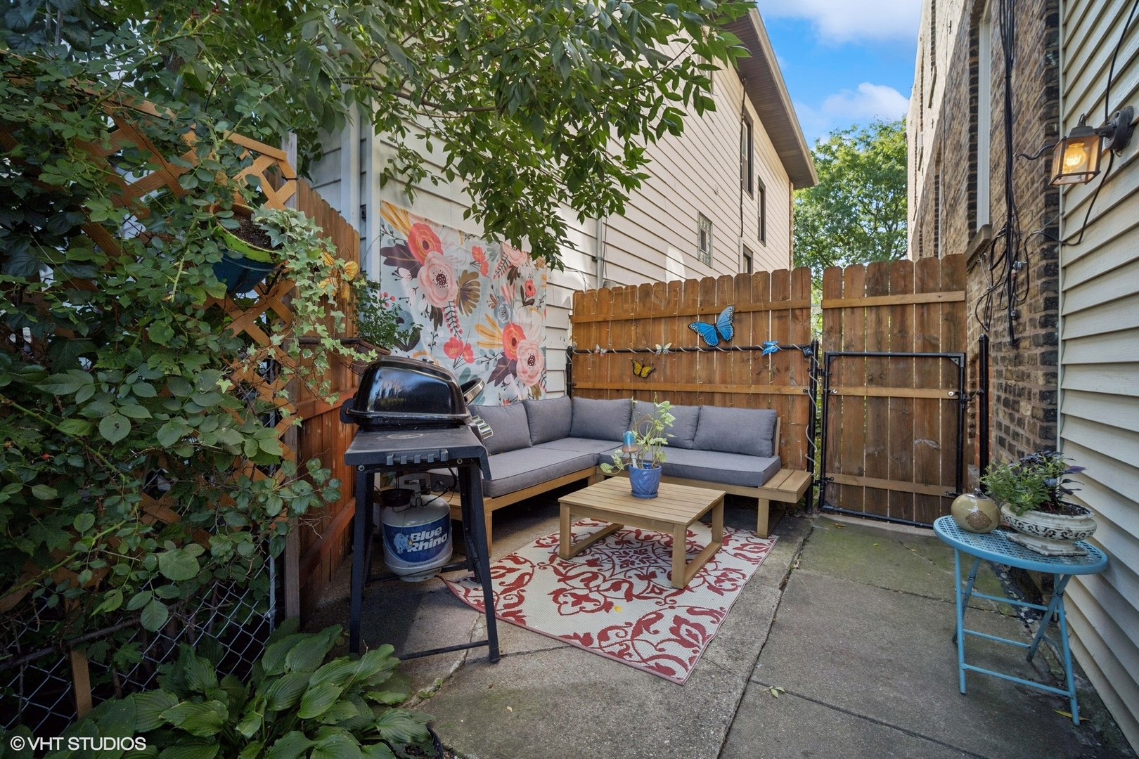 5036 W Sunnyside Avenue