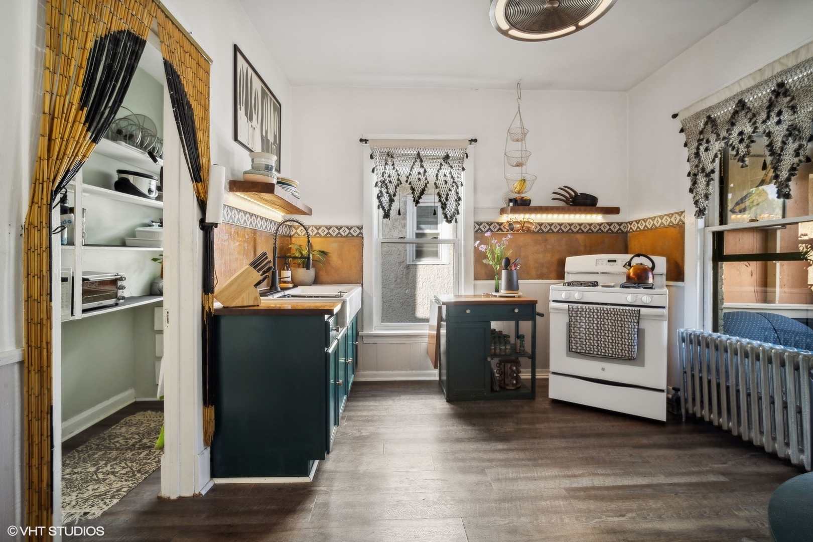 5036 W Sunnyside Avenue