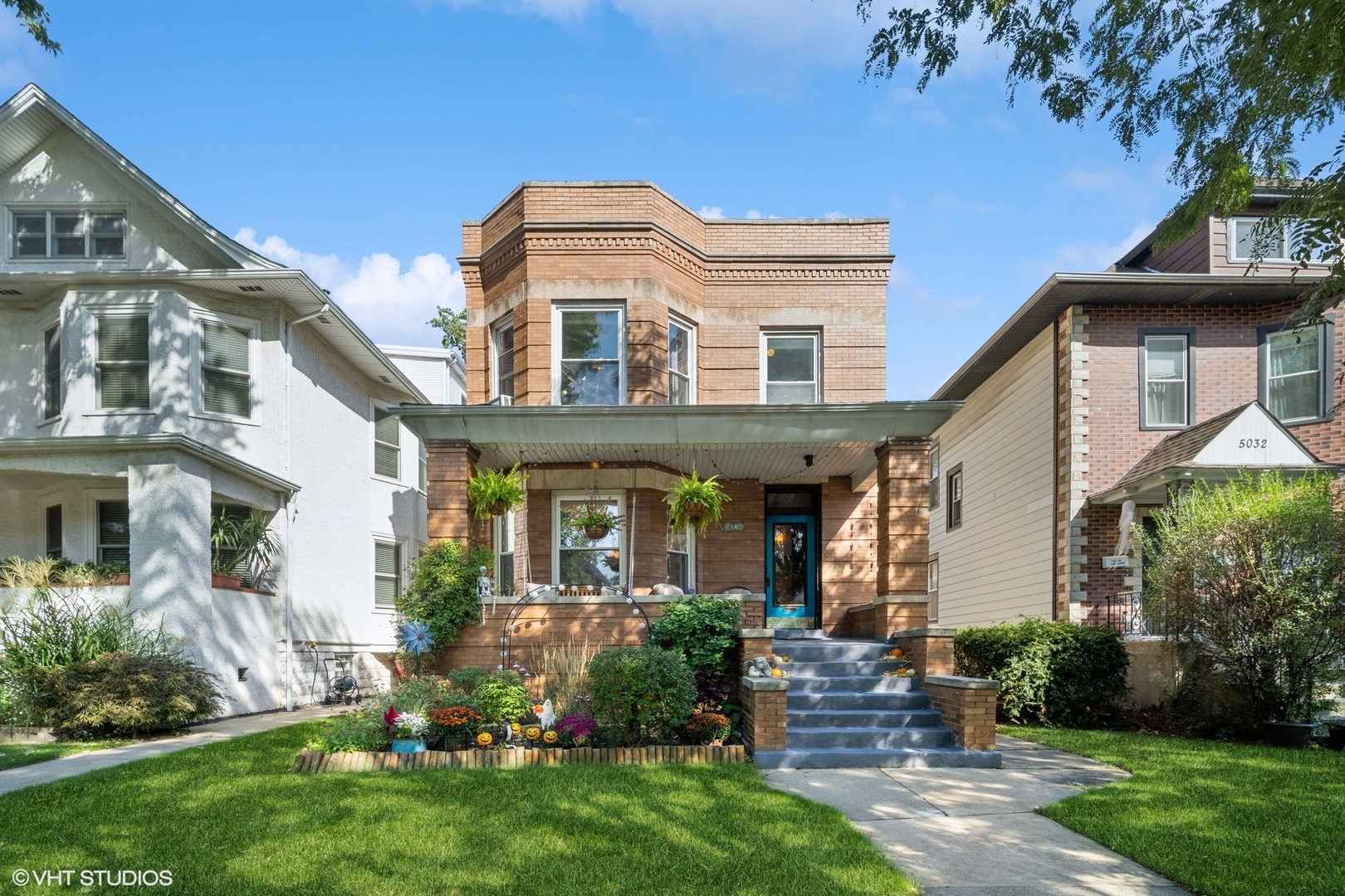 5036 W Sunnyside Avenue