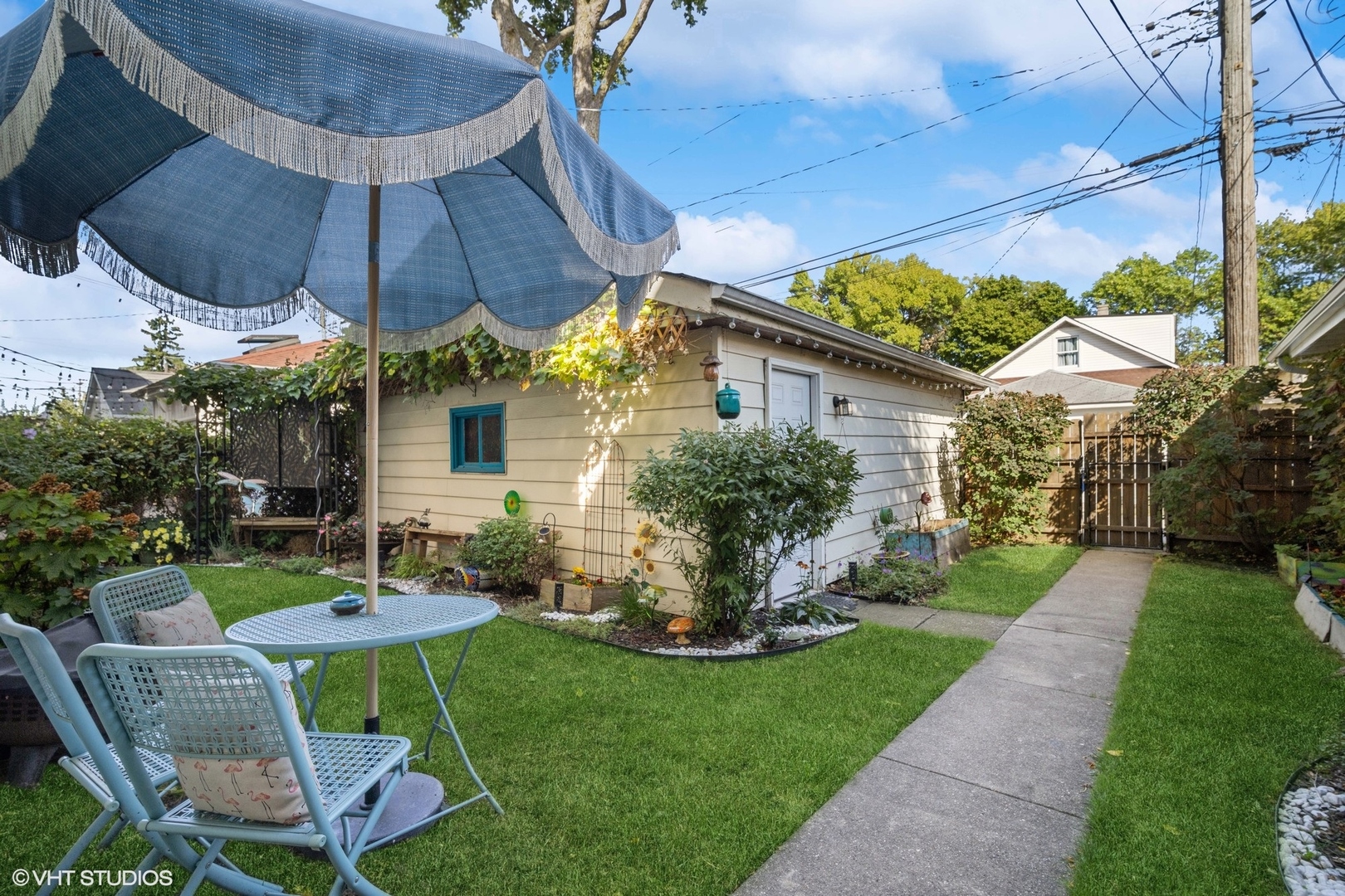 5036 W Sunnyside Avenue